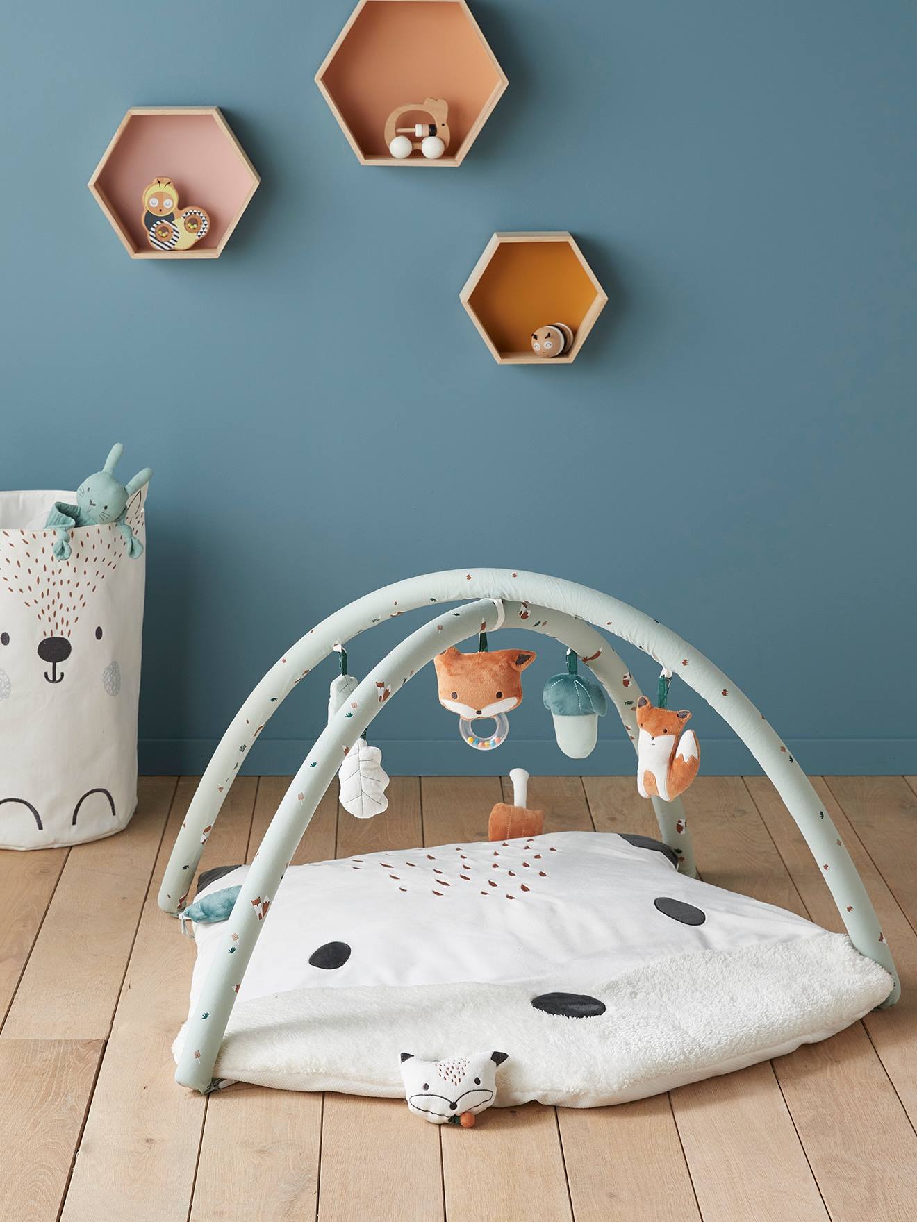 Vertbaudet Baby Activity-Decke Mit Spielbogen Weiß Polarfuchs Einheitsgröße