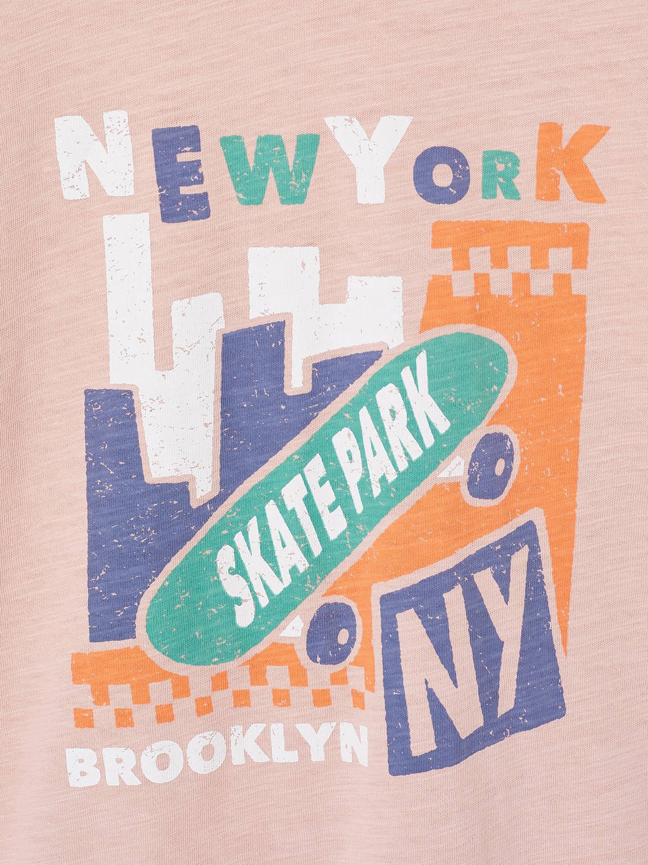 Thumbnail - T-Shirt mit grafischem Print und Recycling-Baumwolle Jungen