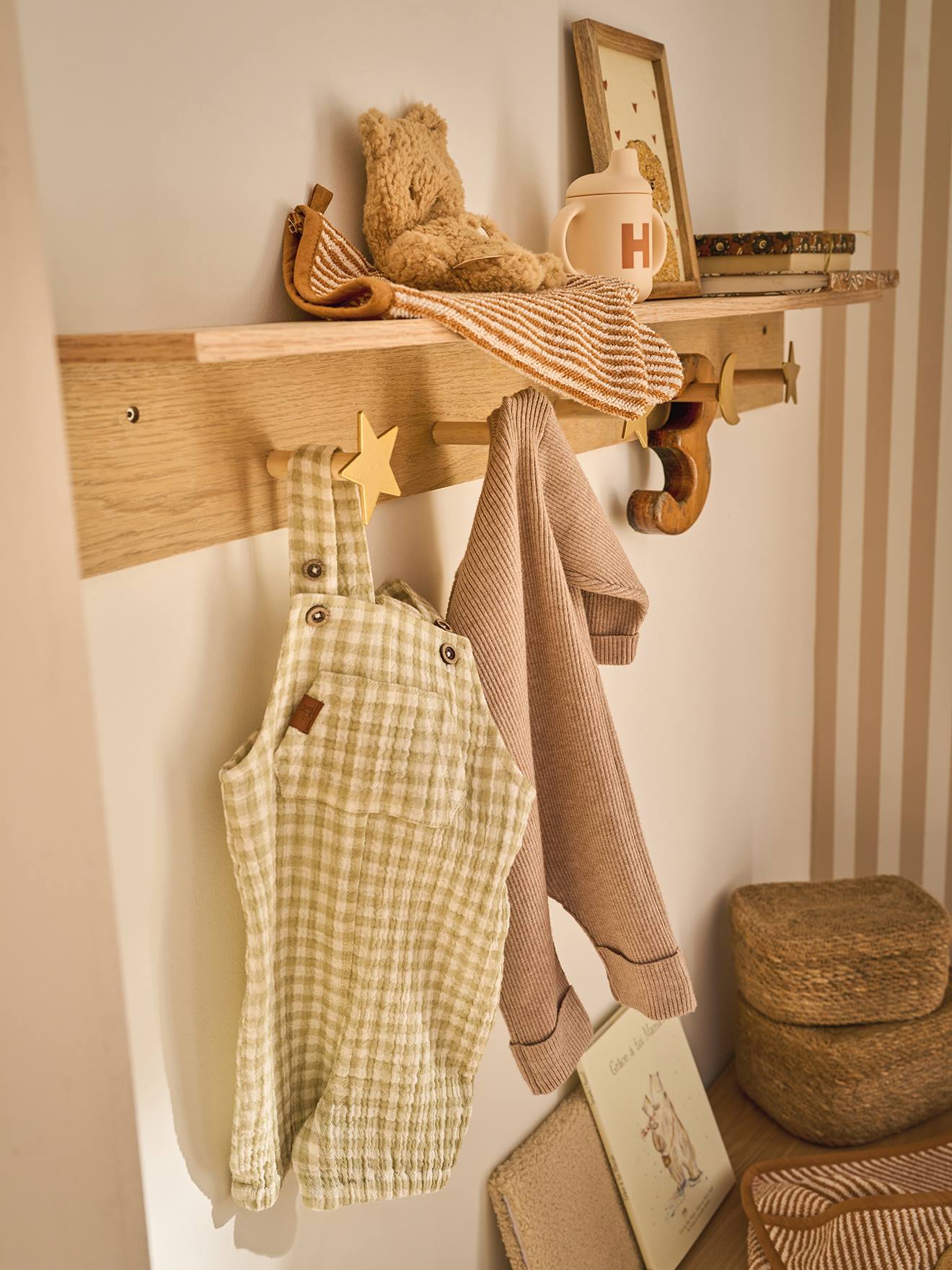 Thumbnail - Wandgarderobe MOND & STERNE mit Ablage und 5 Kleiderhaken