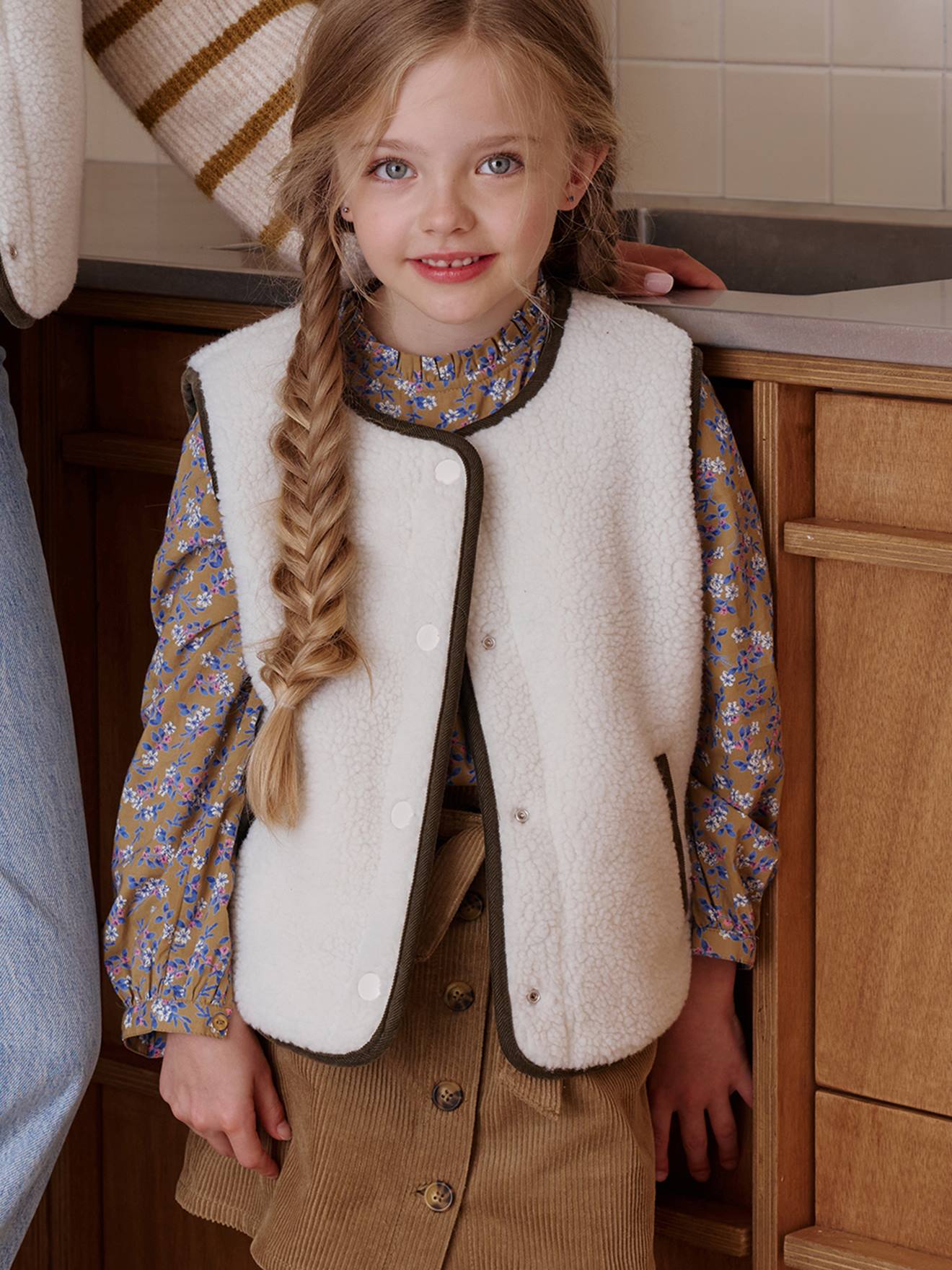 Kinder Wende-Weste aus Teddyfleece/Feincord Familien-Capsule wollweiß Gr. 92/98 von vertbaudet