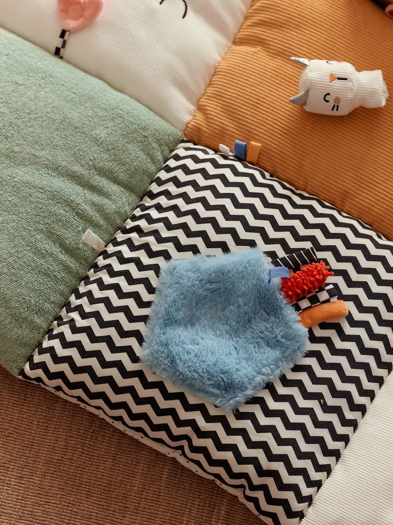 Thumbnail - Baby Activity-Decke  sensorik-spass