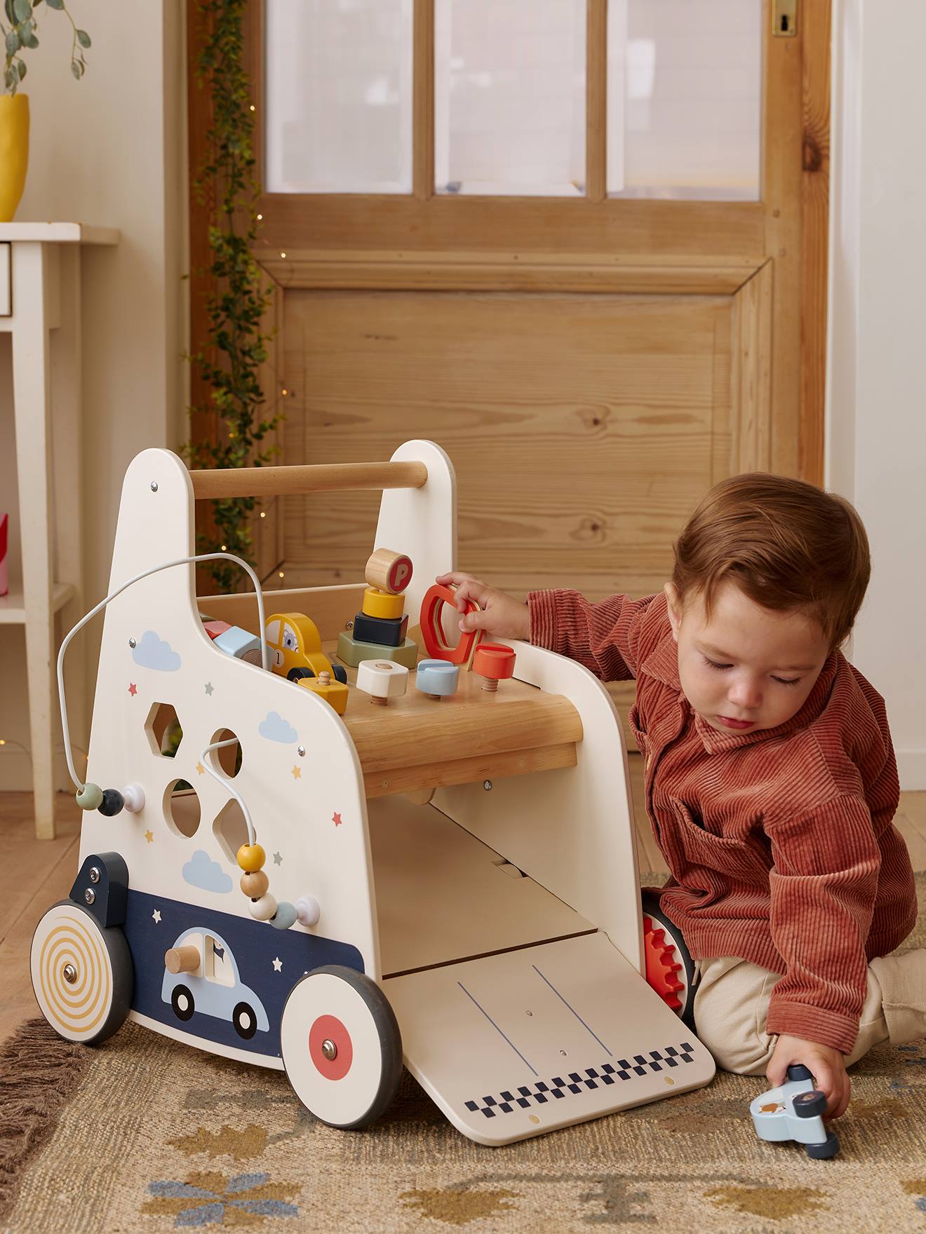 Vertbaudet Activity-Lauflernwagen Mit Werkbank Und Autos Braun Einheitsgröße