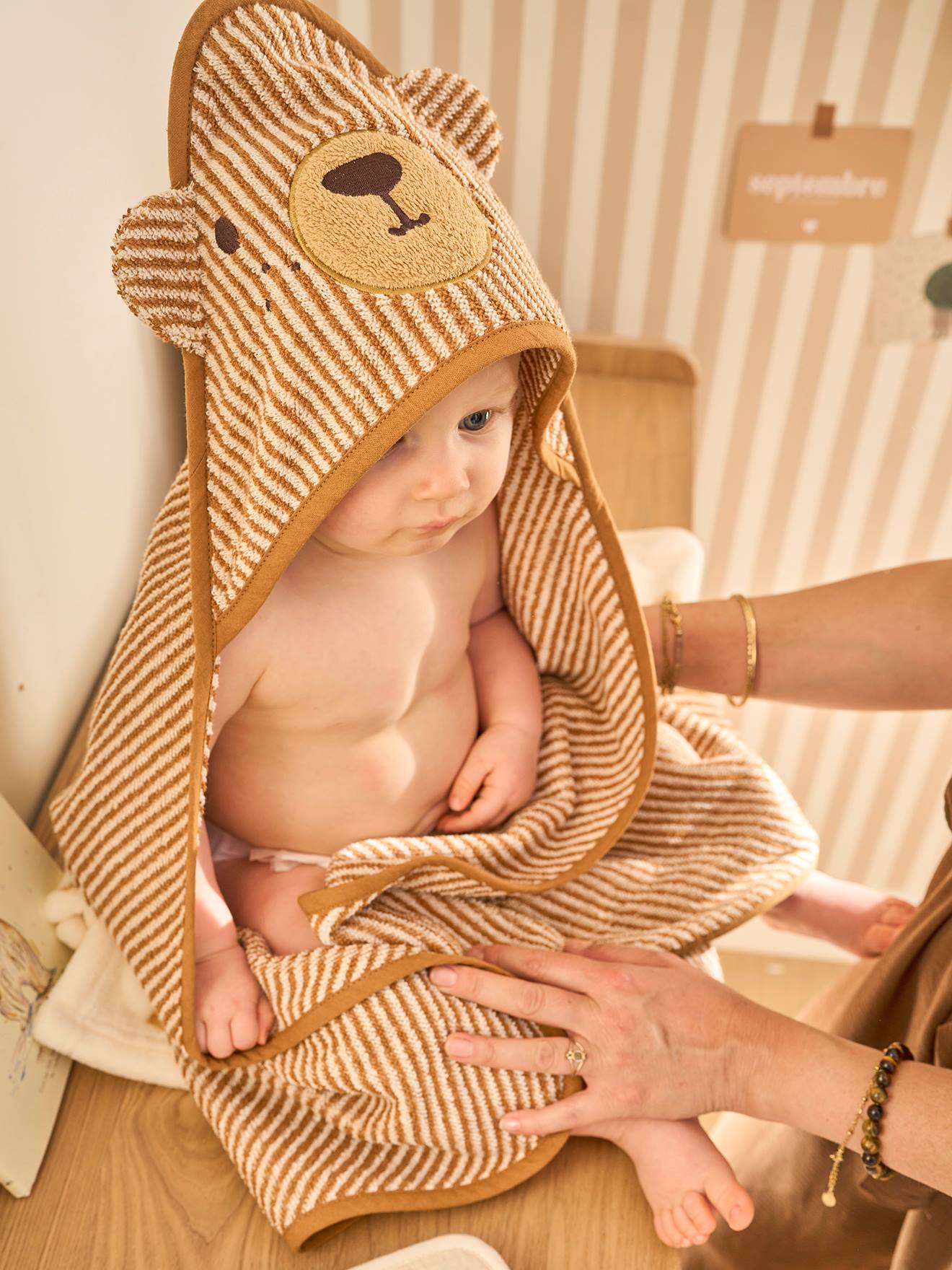 Baby Badecape mit Waschhandschuh KLEINER BÄR