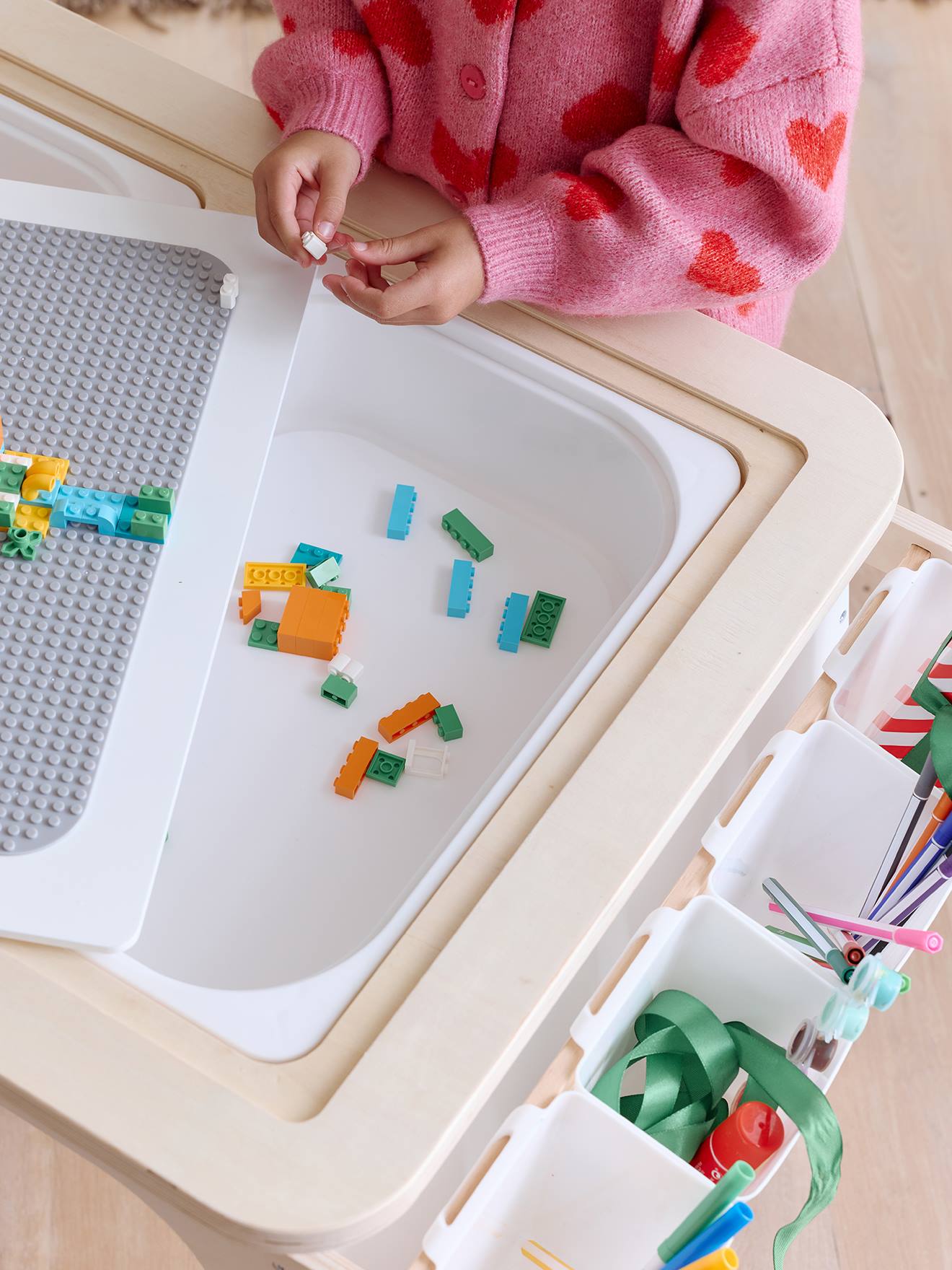 Thumbnail - Bausteintisch für Klemmbausteine