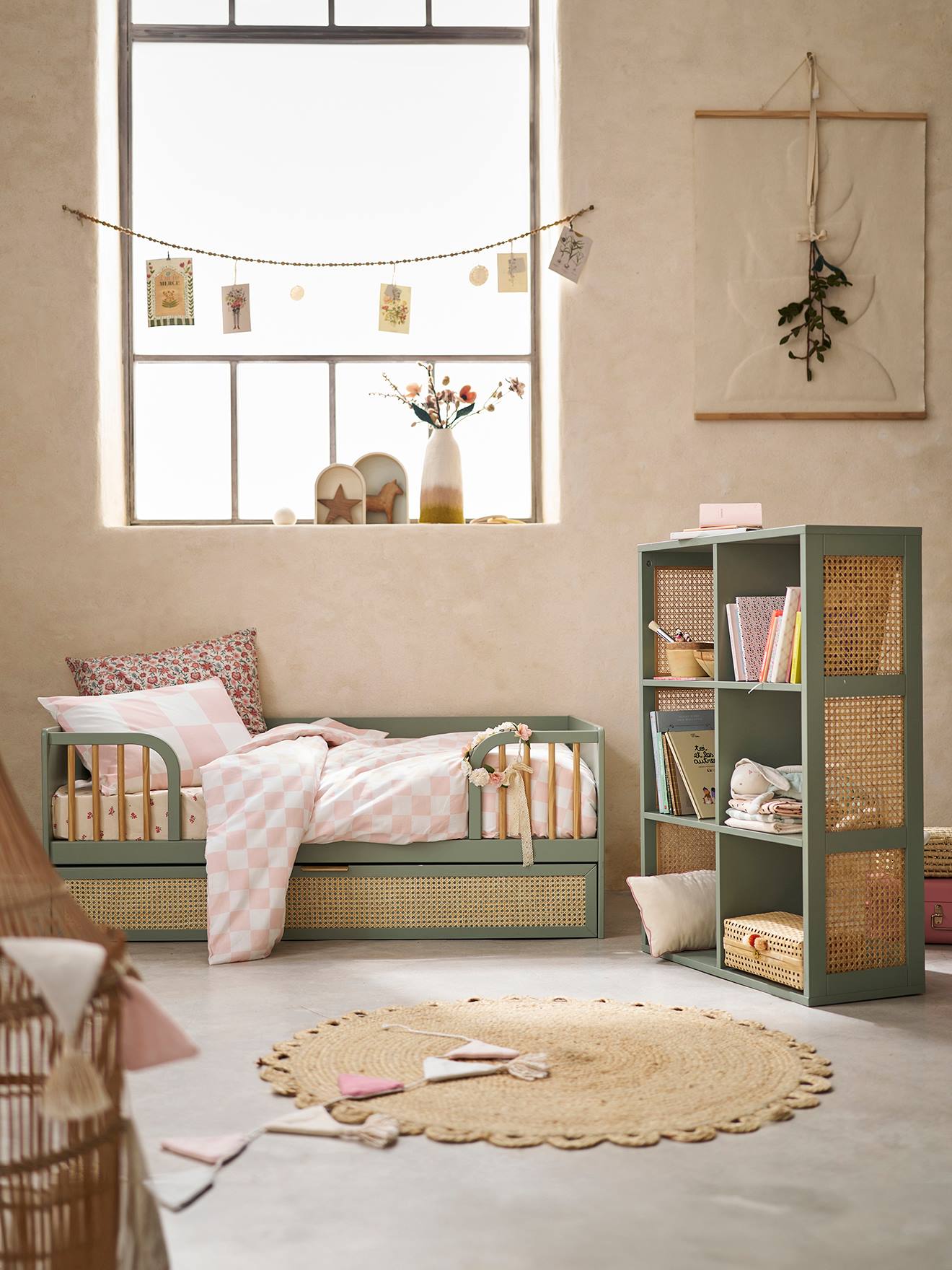 Thumbnail - Babybett POESIE mit Schublade aus Rattan 70x140cm