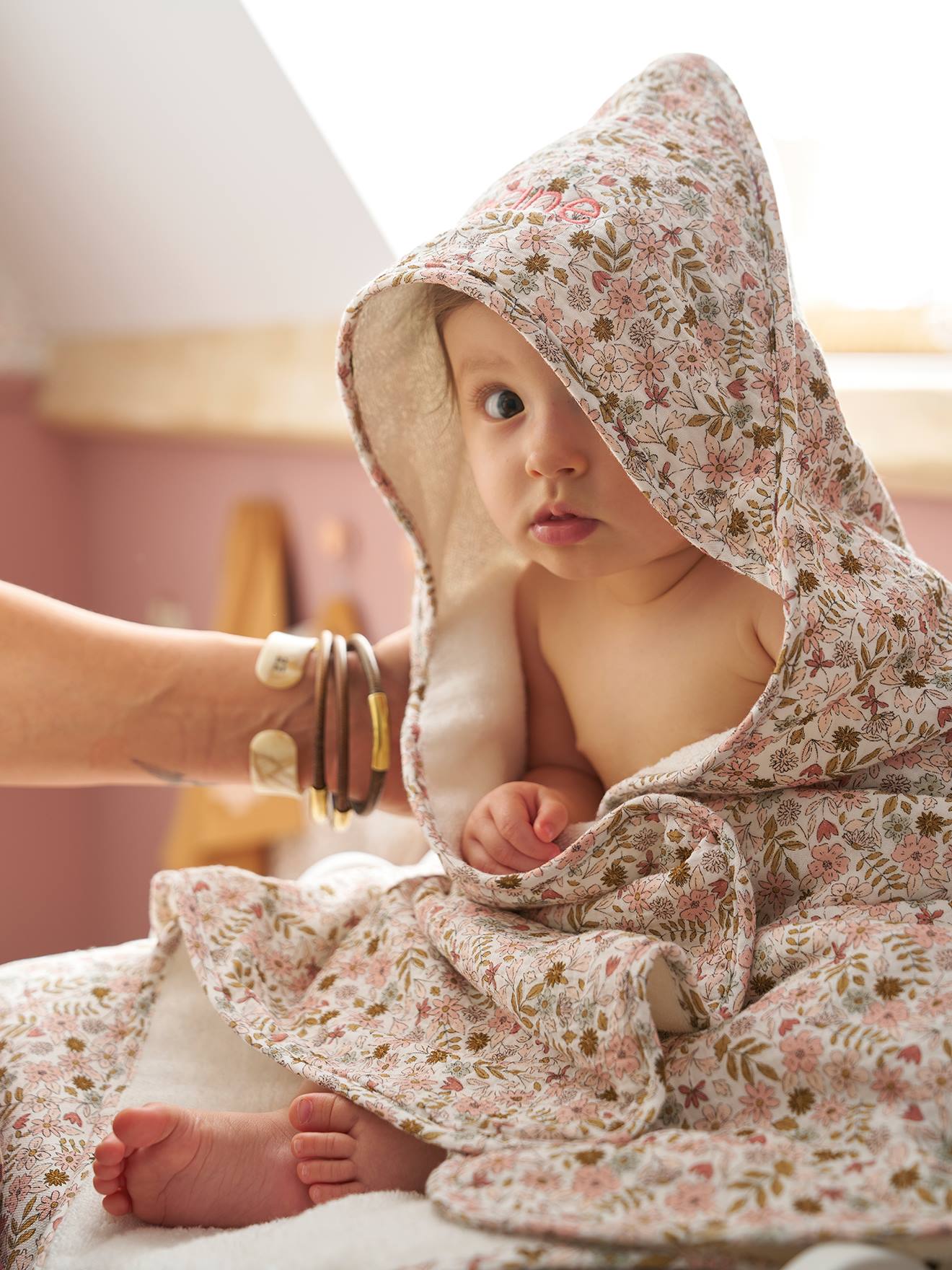 Baby Badecape mit Waschhandschuh FLORA aus Musselin