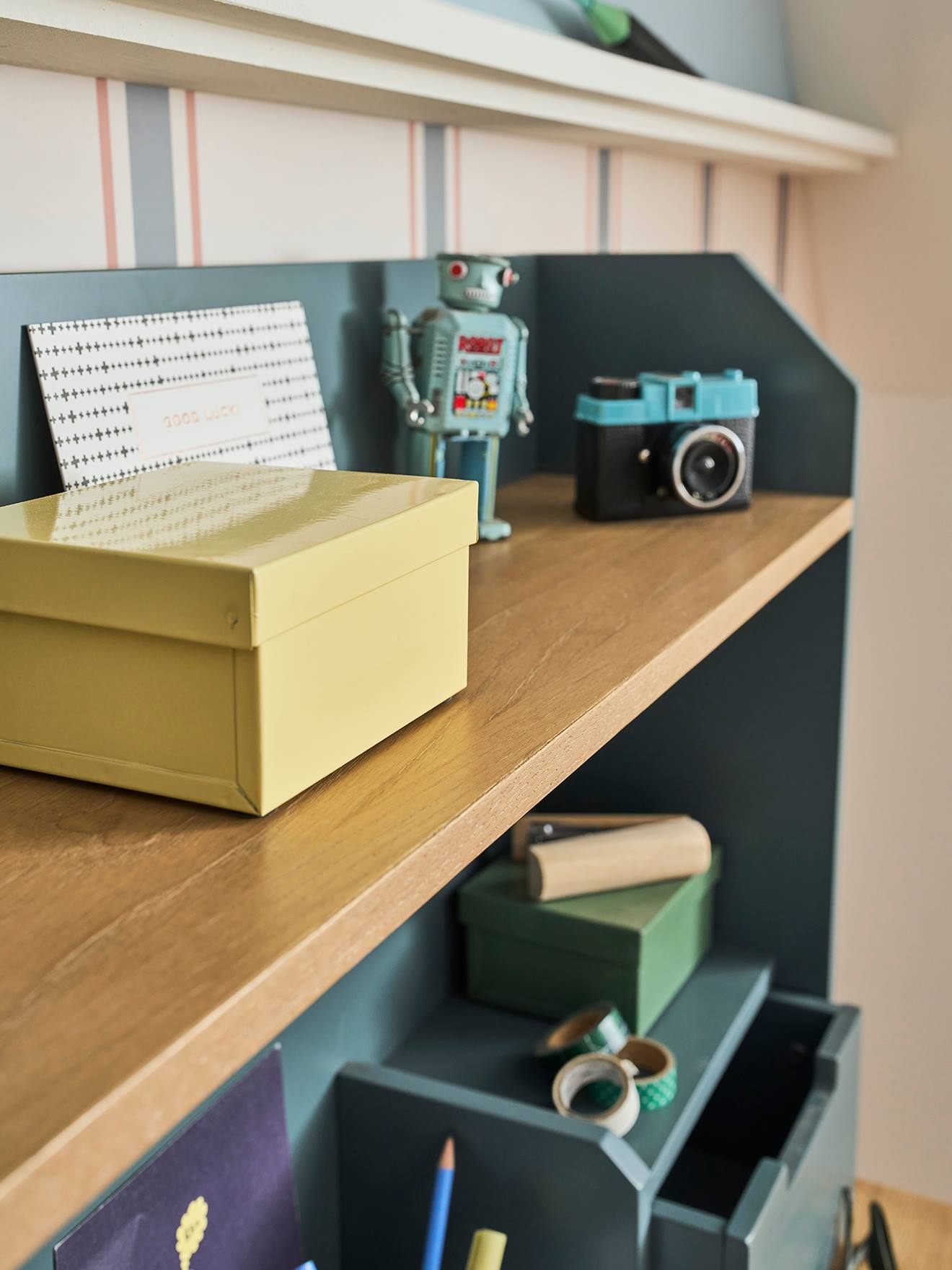 Thumbnail - Kinderschreibtisch mit Aufbewahrung MISTRAL