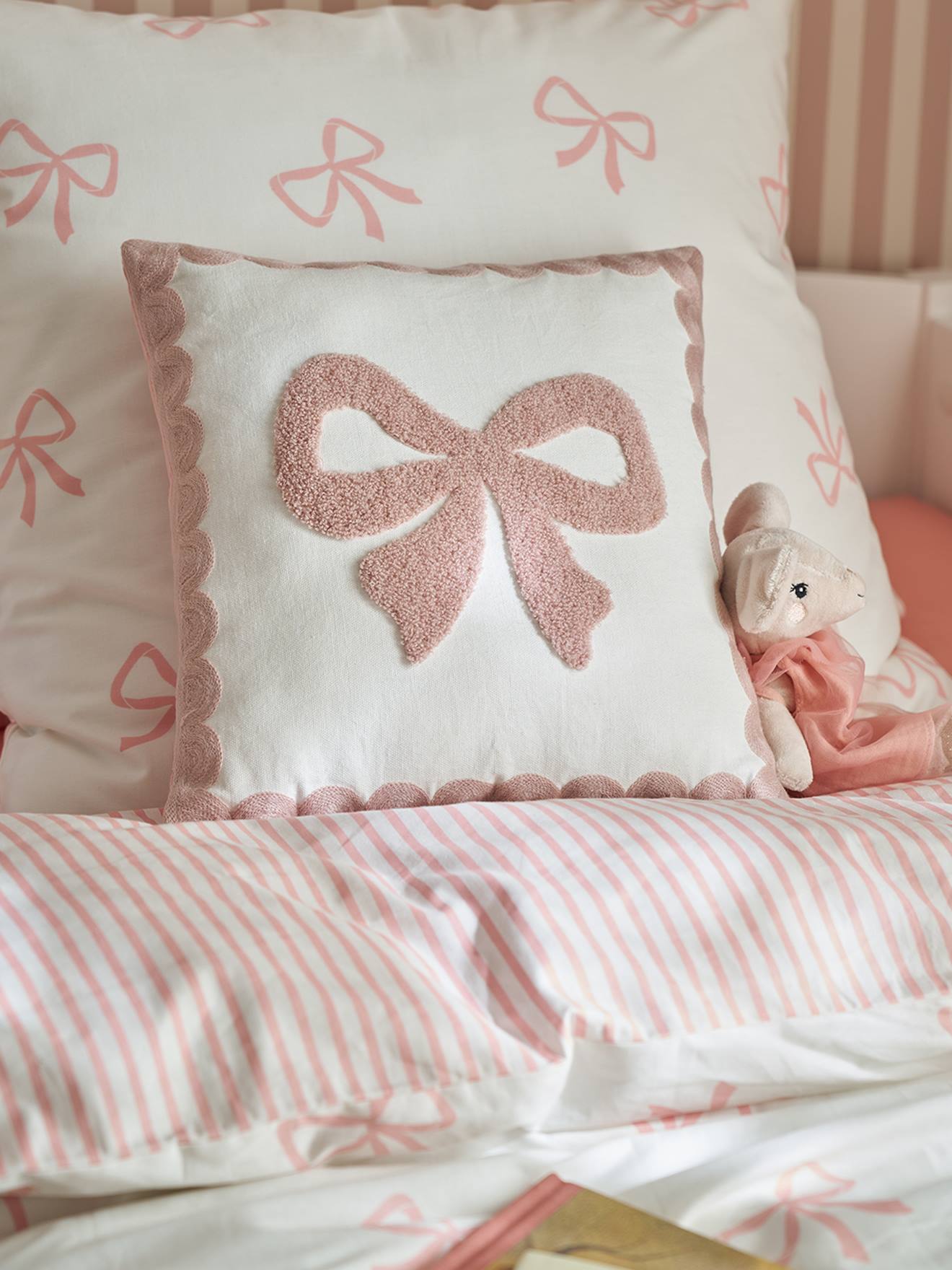 Vertbaudet Deko-Kissen Schleife Mit Zierborte Wollweiß Einheitsgröße