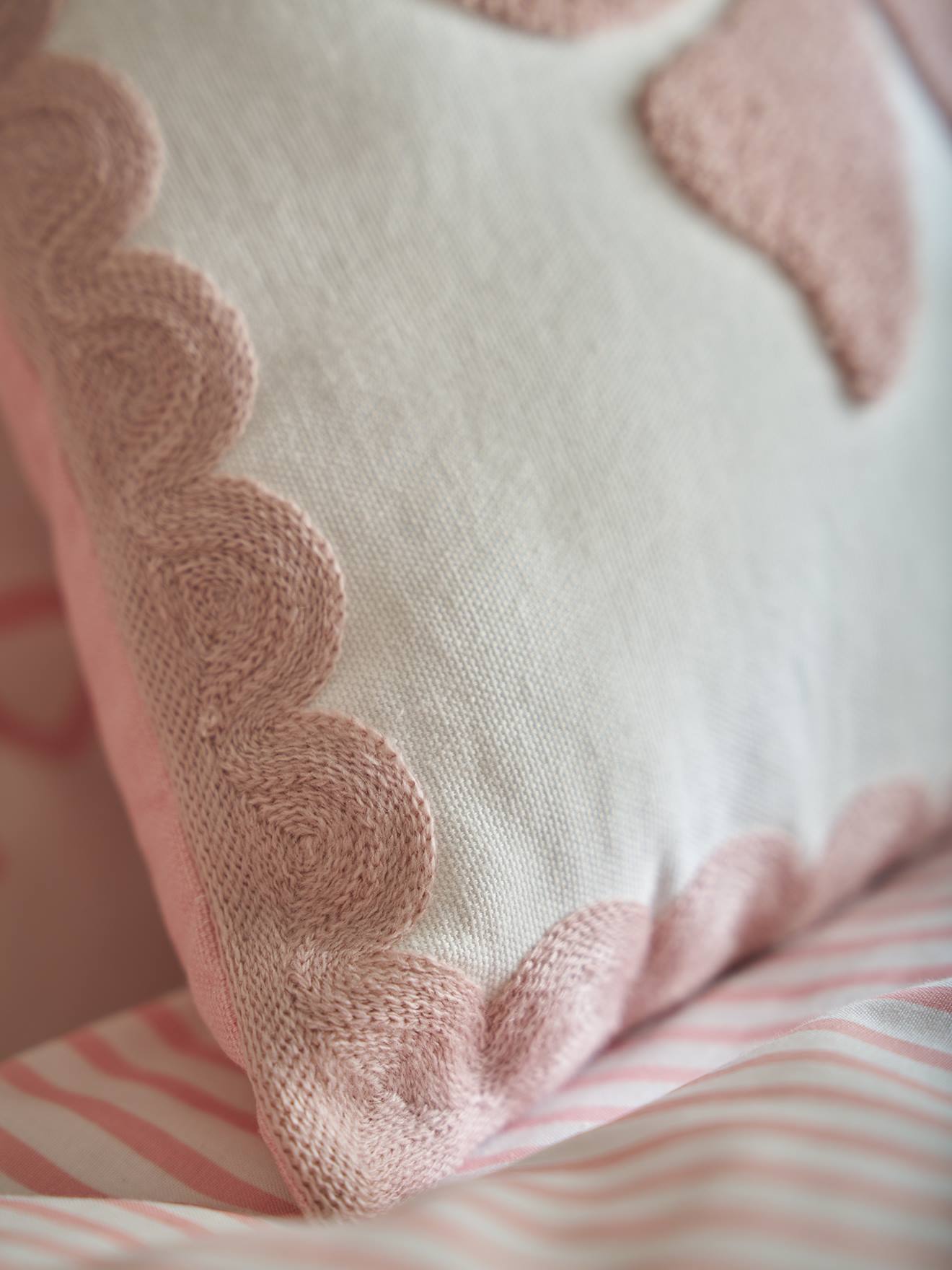 Thumbnail - Deko-Kissen SCHLEIFE mit Zierborte