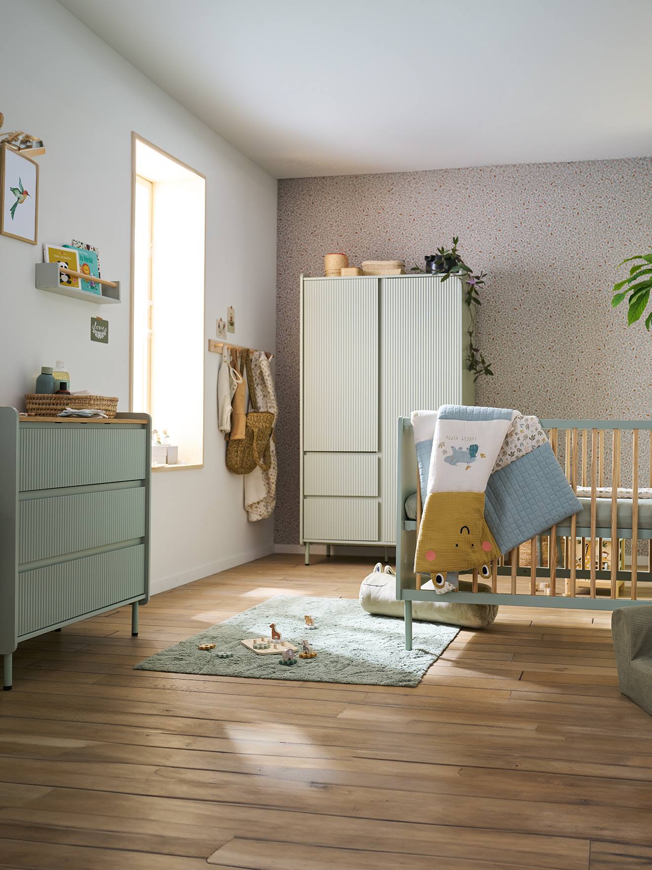 Thumbnail - Babybett CANNELÉ mit Rillenstruktur