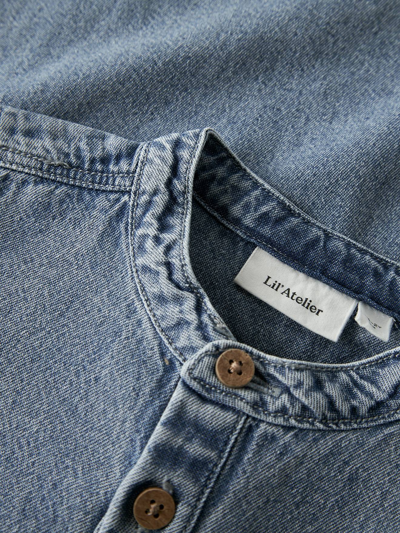 Thumbnail - Jeanshemd Jungen Lil' Atelier MINI Schlupfform Baumwolle gebleicht
