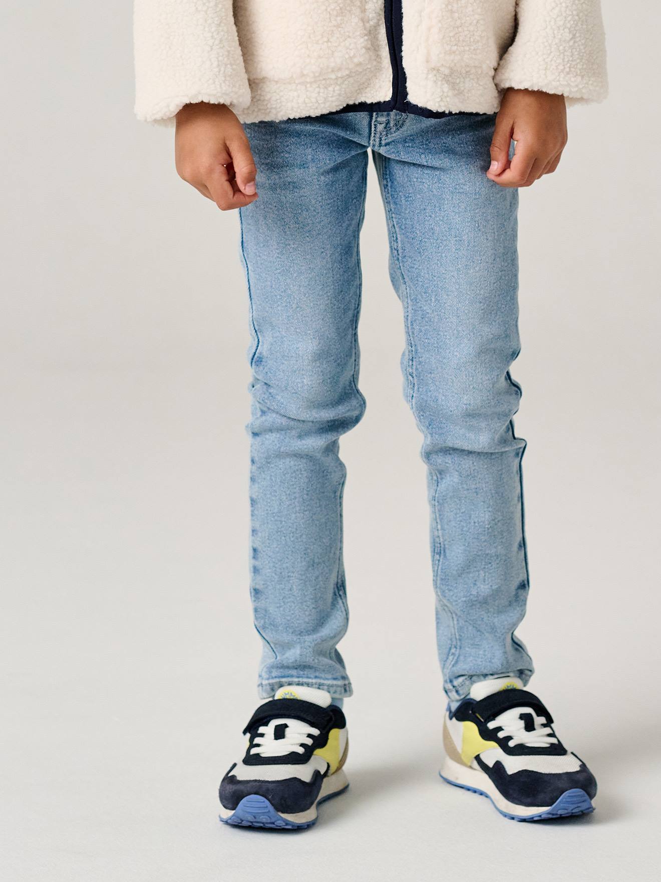 Jungen Skinny-Jeans mit verstellbarer Bundweite