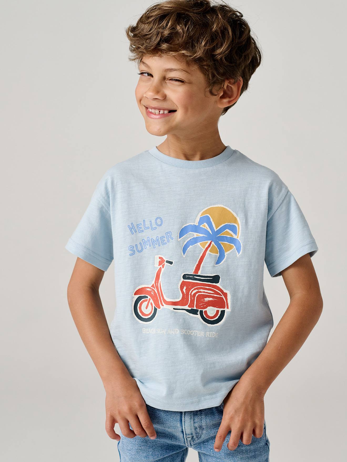 T-Shirt Jungen Urlaubsprint mit Recycling-Baumwolle himmelblau Gr. 110 von vertbaudet