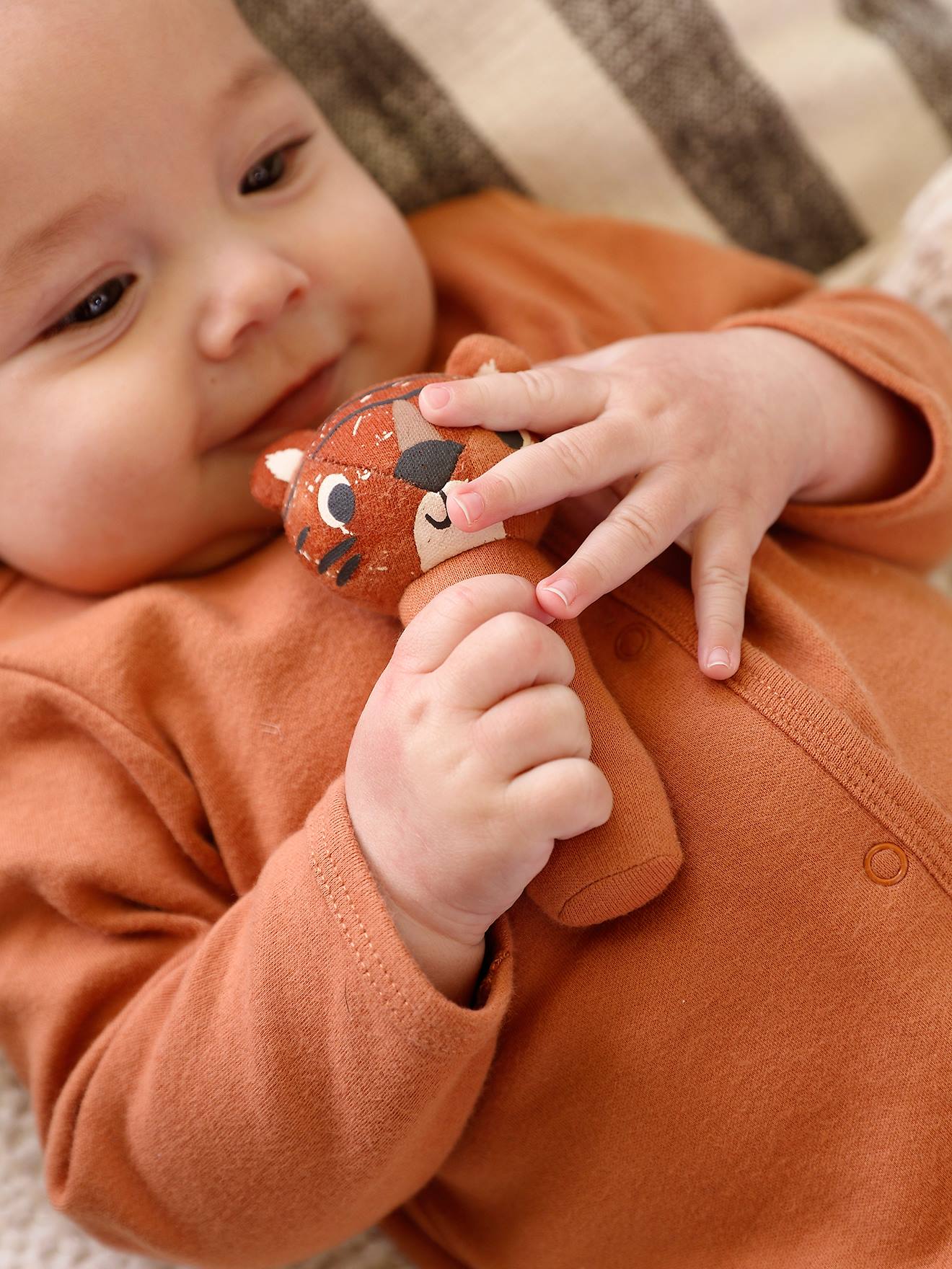 Thumbnail - Baby-Set TIGER: Strampler & Kuscheltier mit Geschenkbox