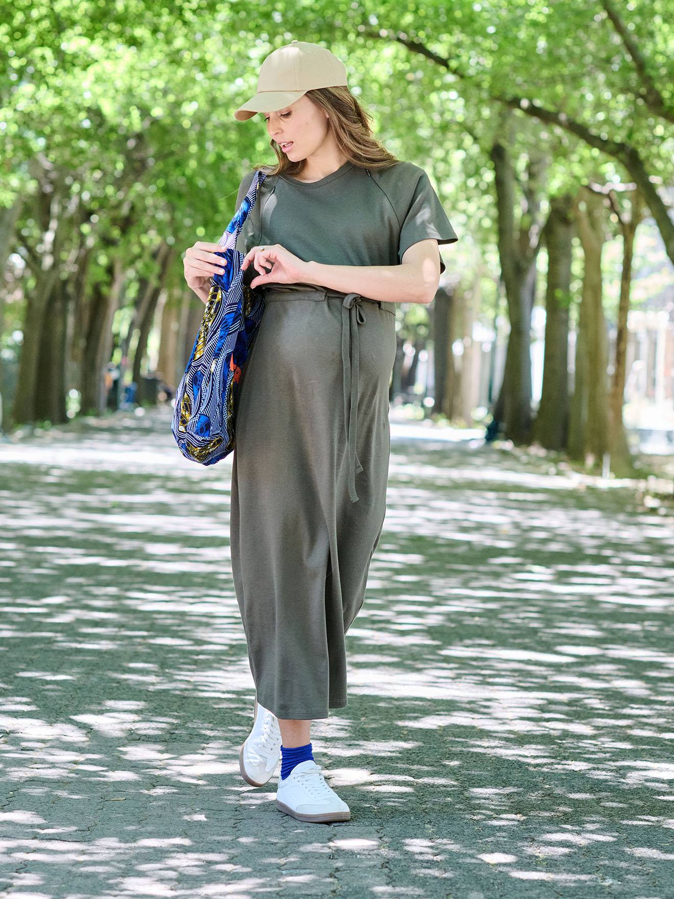 Langes Umstandskleid mit Raglanärmel & Stillfunktion, Bio-Baumwolle ENVIE DE FRAISE khaki Gr. 36/38