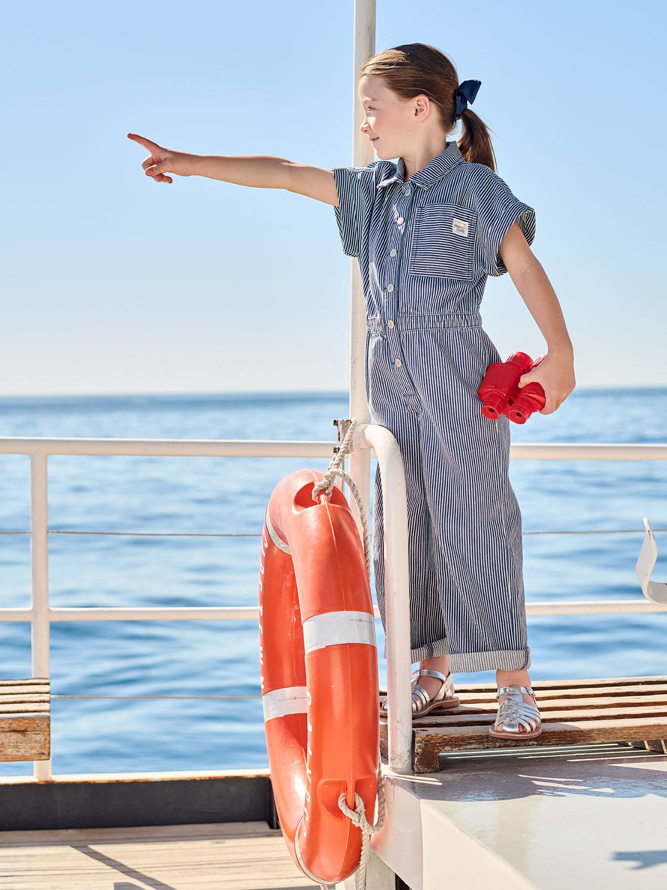Gestreifter Jumpsuit mit Hemdkragen