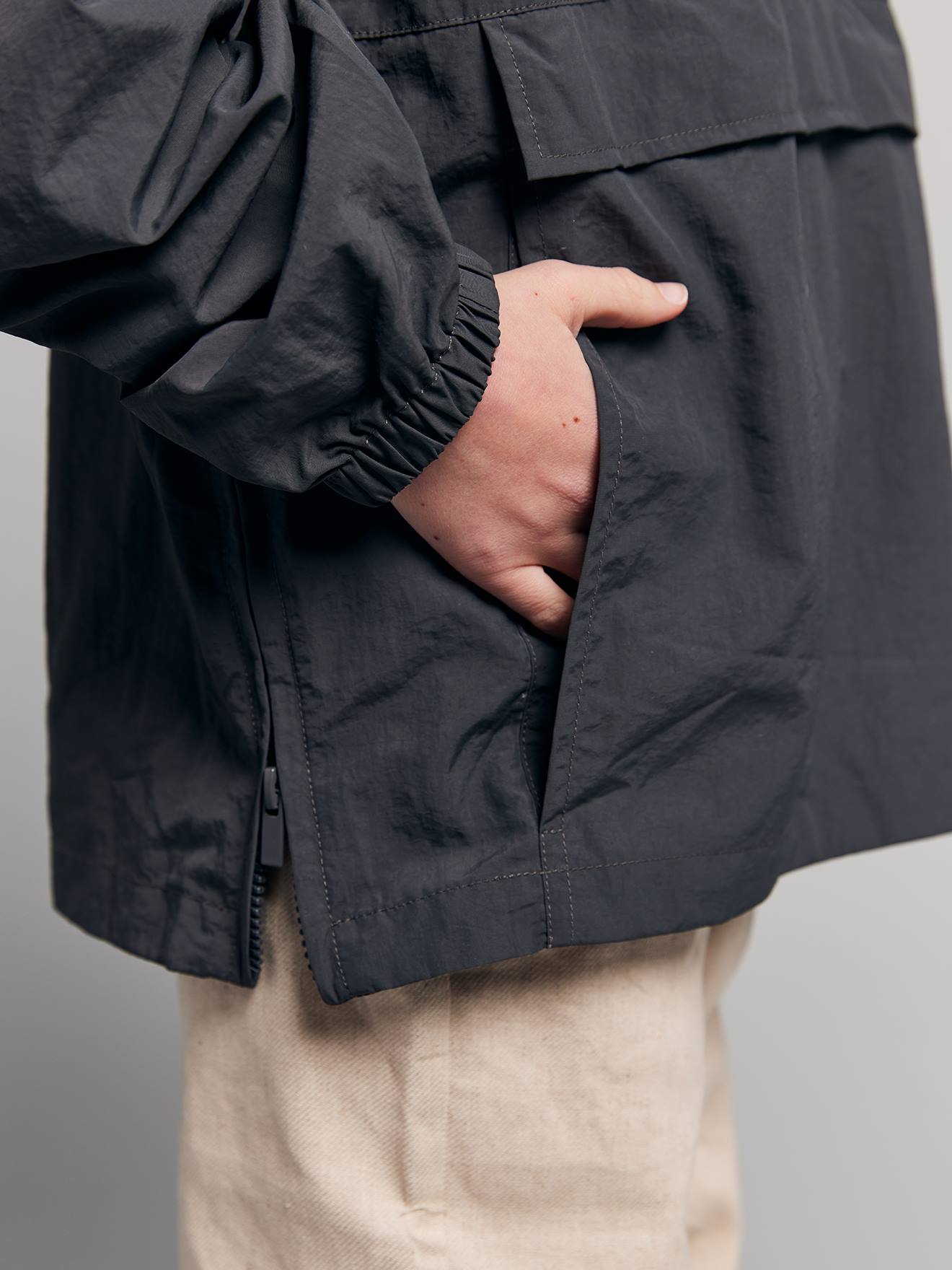 Thumbnail - Jungen Kapuzen-Windjacke