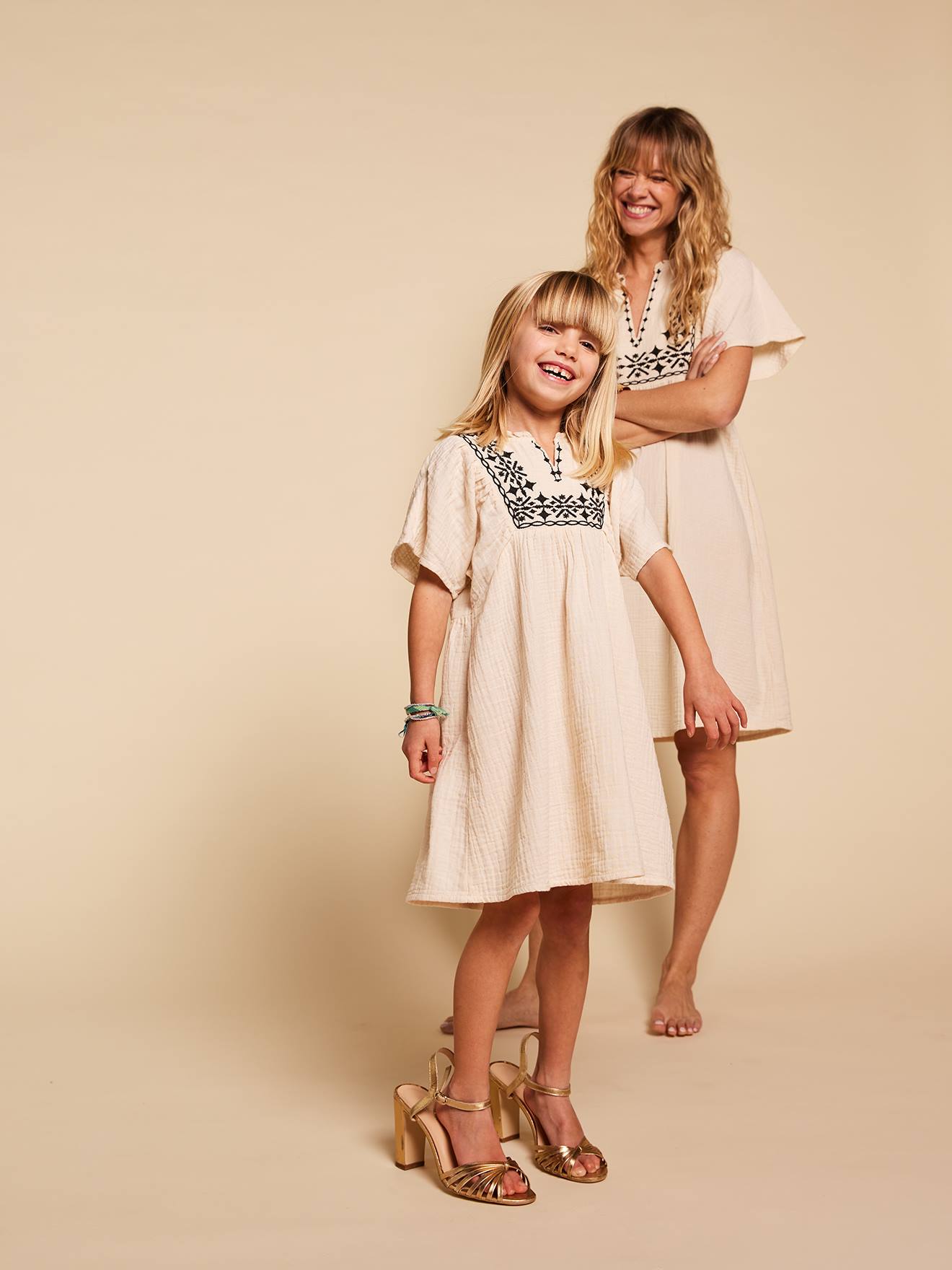 Mädchen Musselin-Kleid Boho-Stickerei Mama-Tochter-Capsule ENVIE DE FRAISE sandfarben