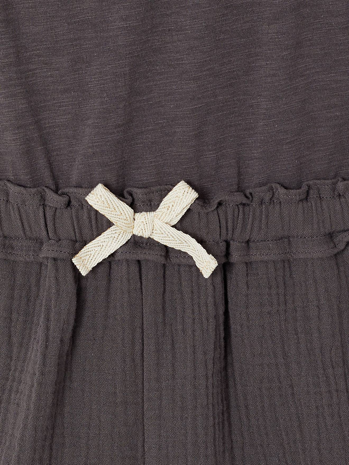 Thumbnail - Kurzer Mädchen Jumpsuit aus Materialmix