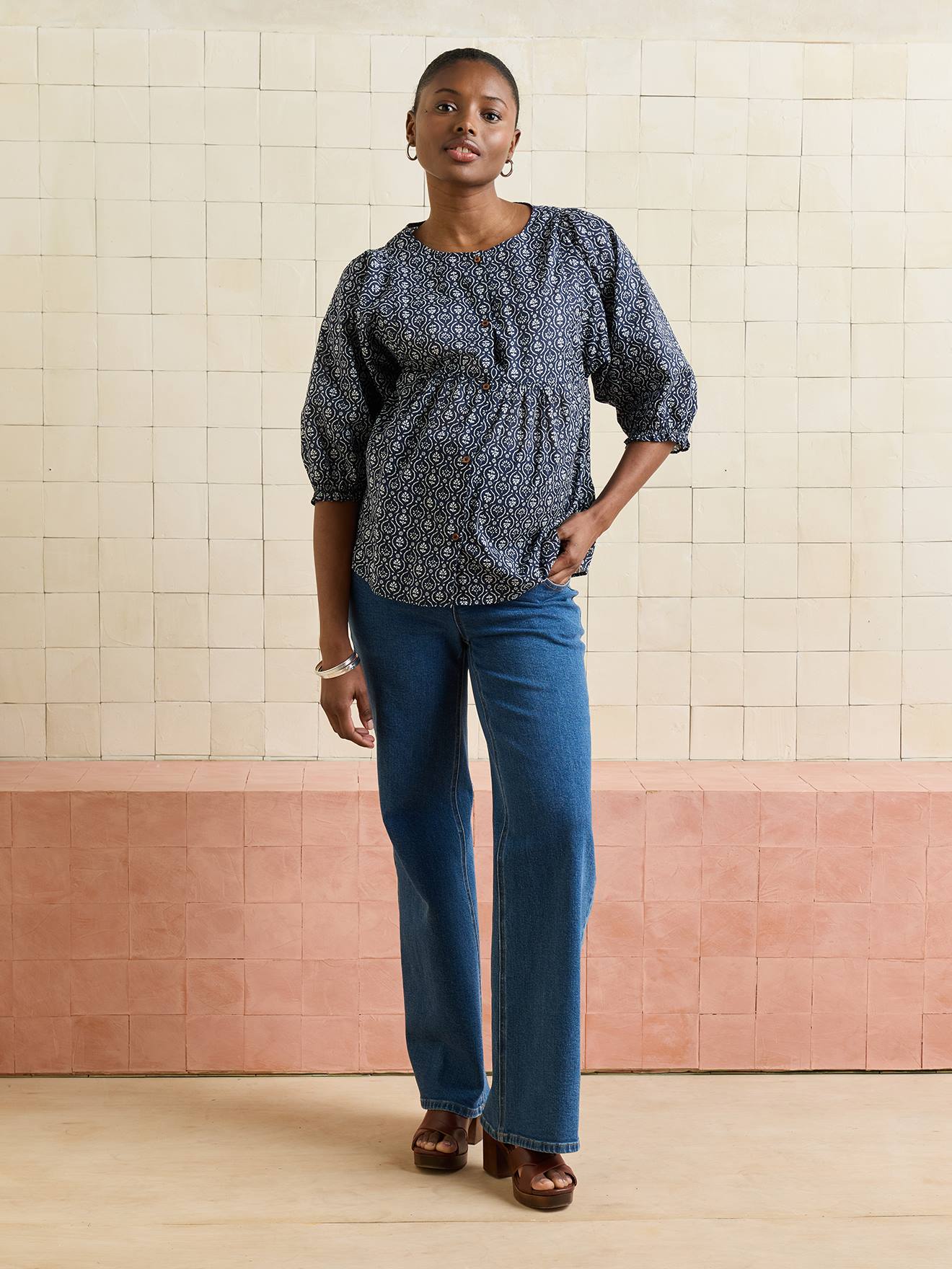 Bluse mit Ballonärmeln für Schwangerschaft und Stillzeit