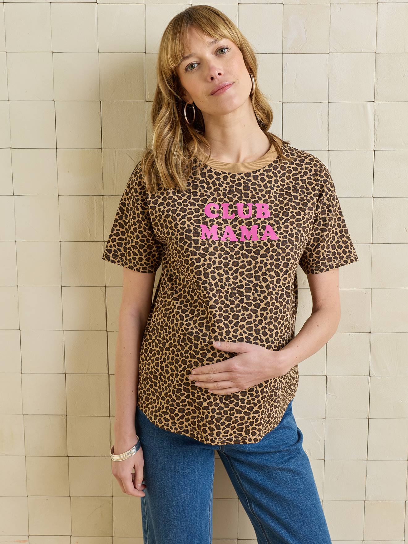 Umstands-Shirt CLUB MAMA Leoprint personalisierbar cappuccino