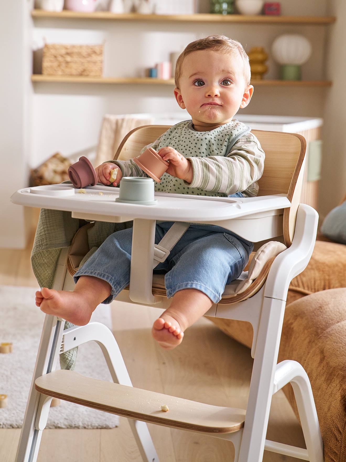 Mitwachsender Hochstuhl WOODYNEST mit Babywippe