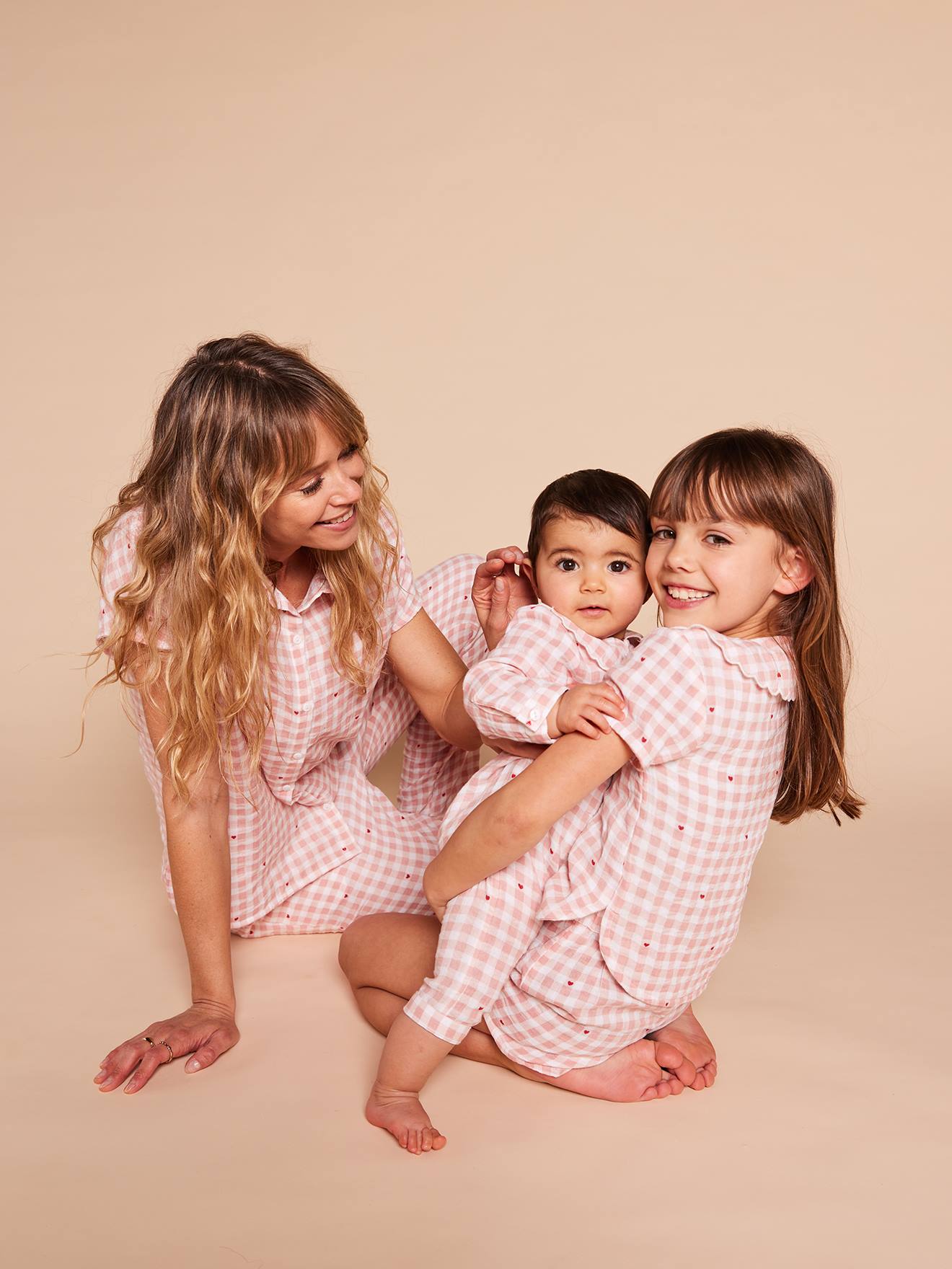 Thumbnail - Mädchen Schlafanzug Vichy-Capsule aus Bio-Baumwolle ENVIE DE FRAISE pudrig