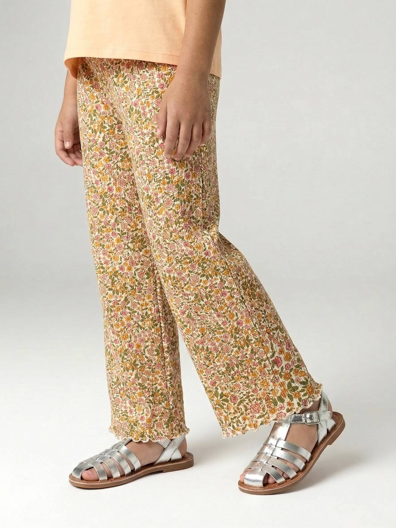 Hose aus Rippjersey Mädchen, Dehnbund weiß geblümt Gr. 140 von vertbaudet