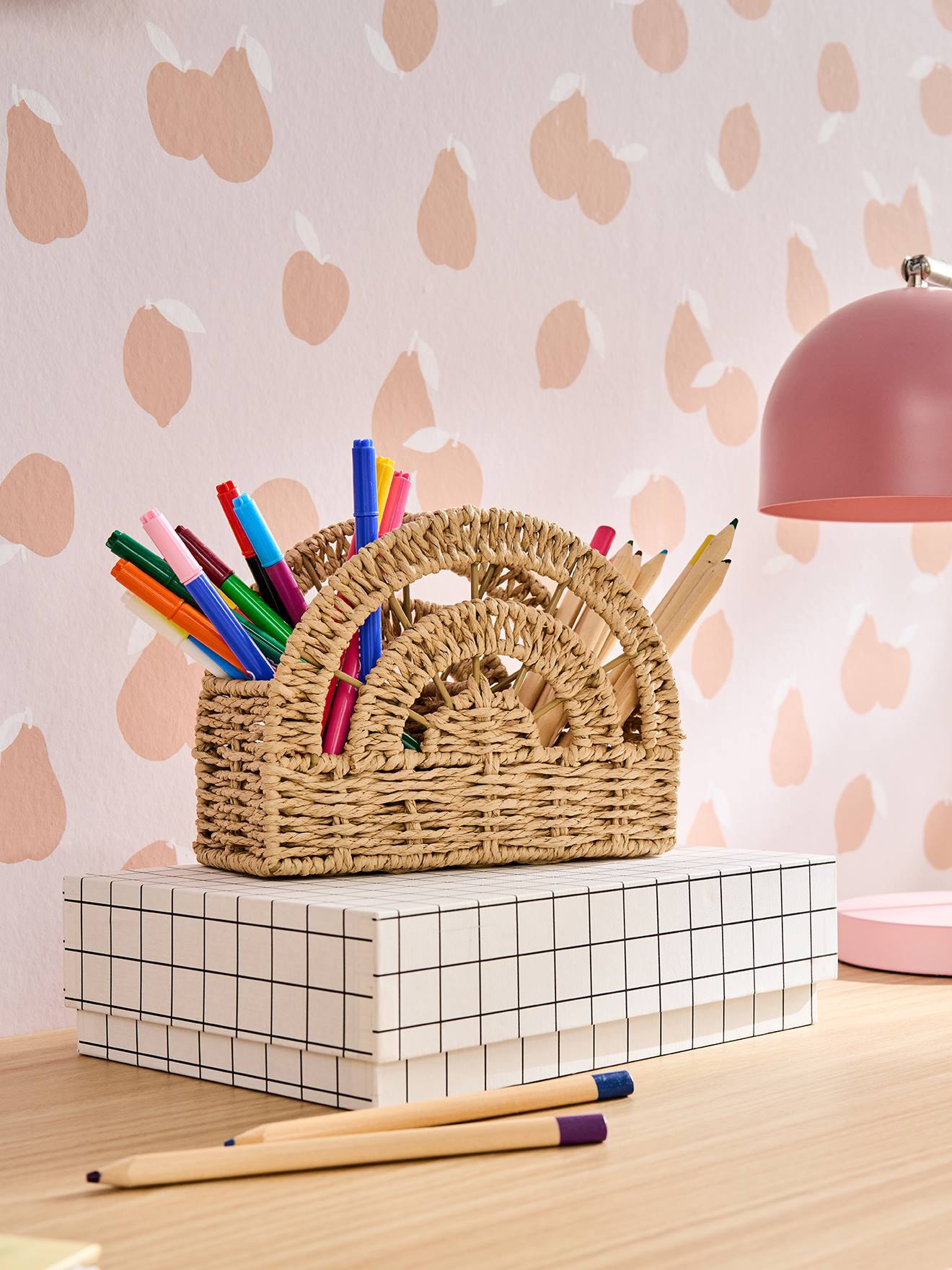 Stiftehalter REGENBOGEN aus Papierkordel Kinderzimmer