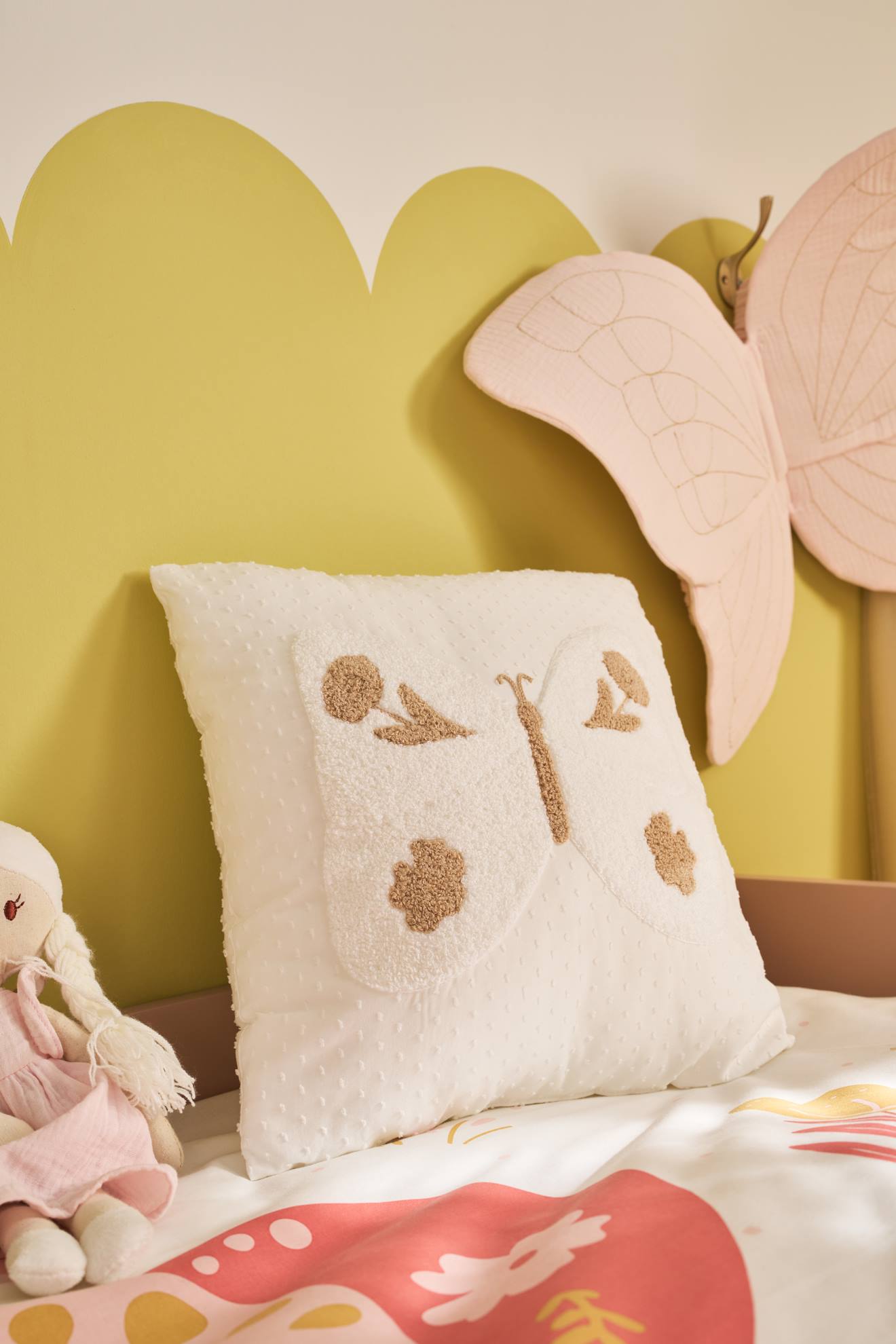 Deko-Kissen SCHMETTERLING Kinderzimmer vanille