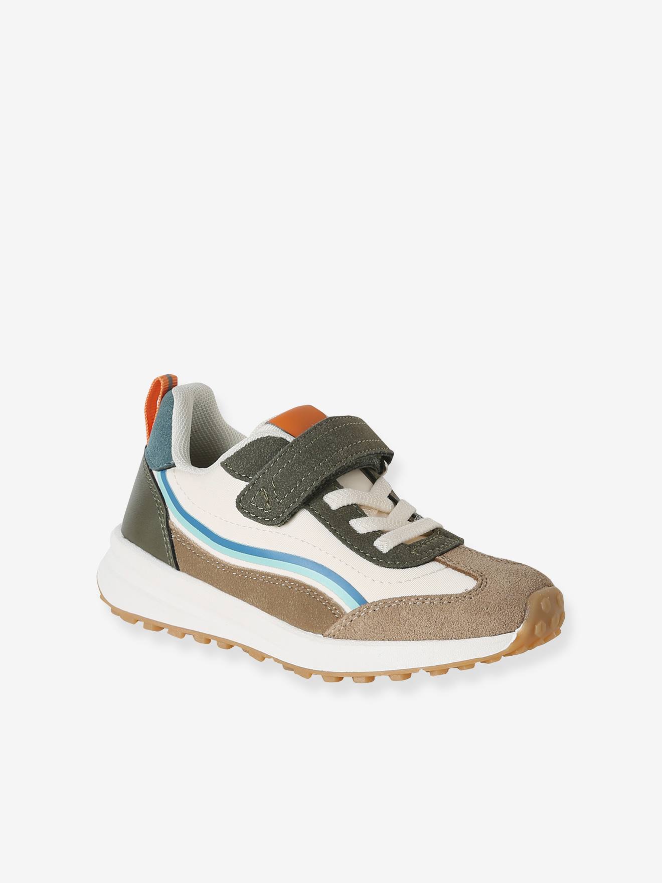 Kinder Sneakers mit Anziehtrick