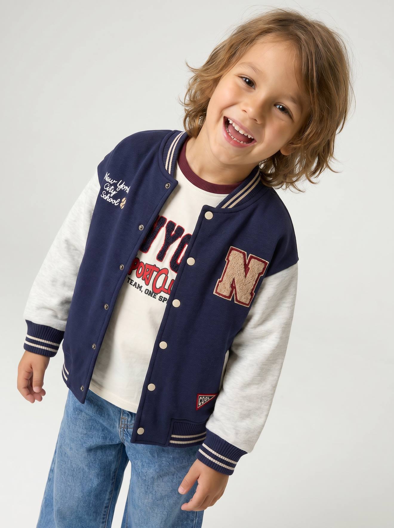 Jungen College-Sweatjacke mit Kontrastärmeln