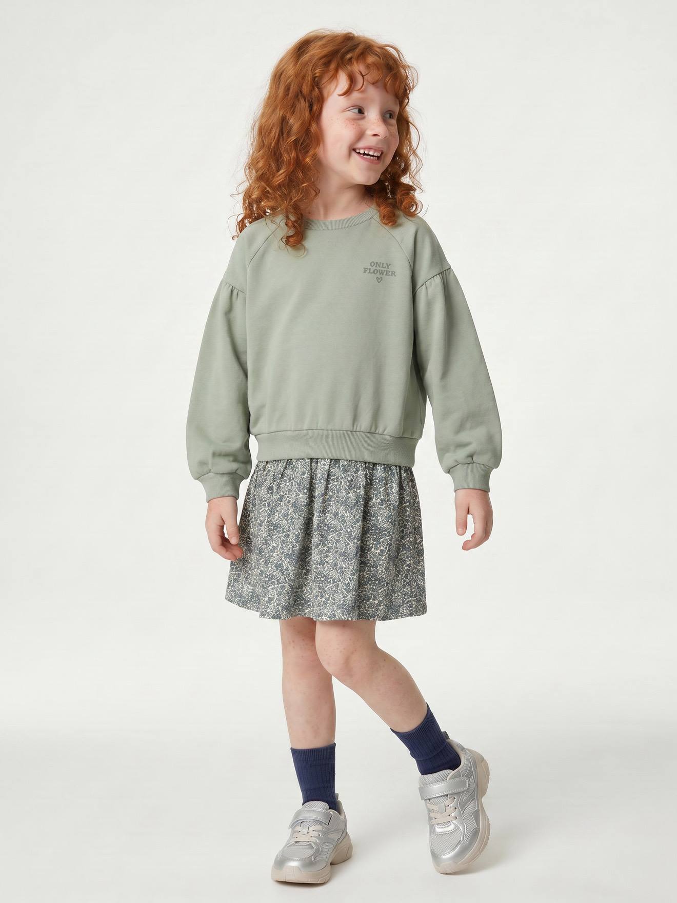 Mädchen Kleid mit Materialmix salbei/geblümt