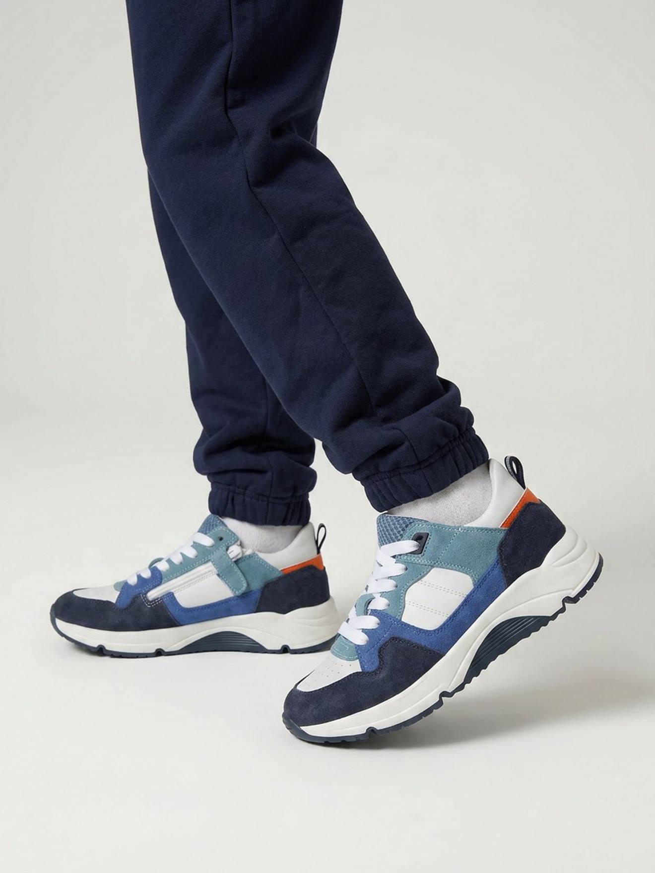 Ledersneakers Jungen mit elastischen Schnürsenkeln