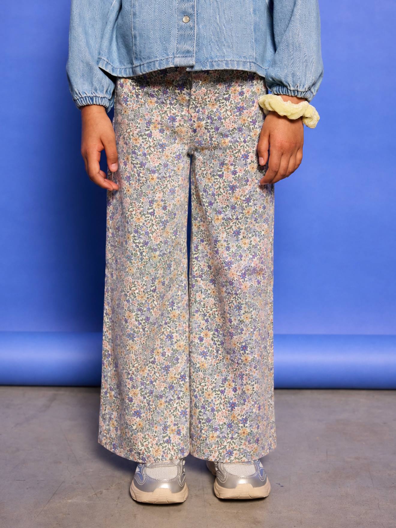 Weite Hose Mädchen mit Blumenprint