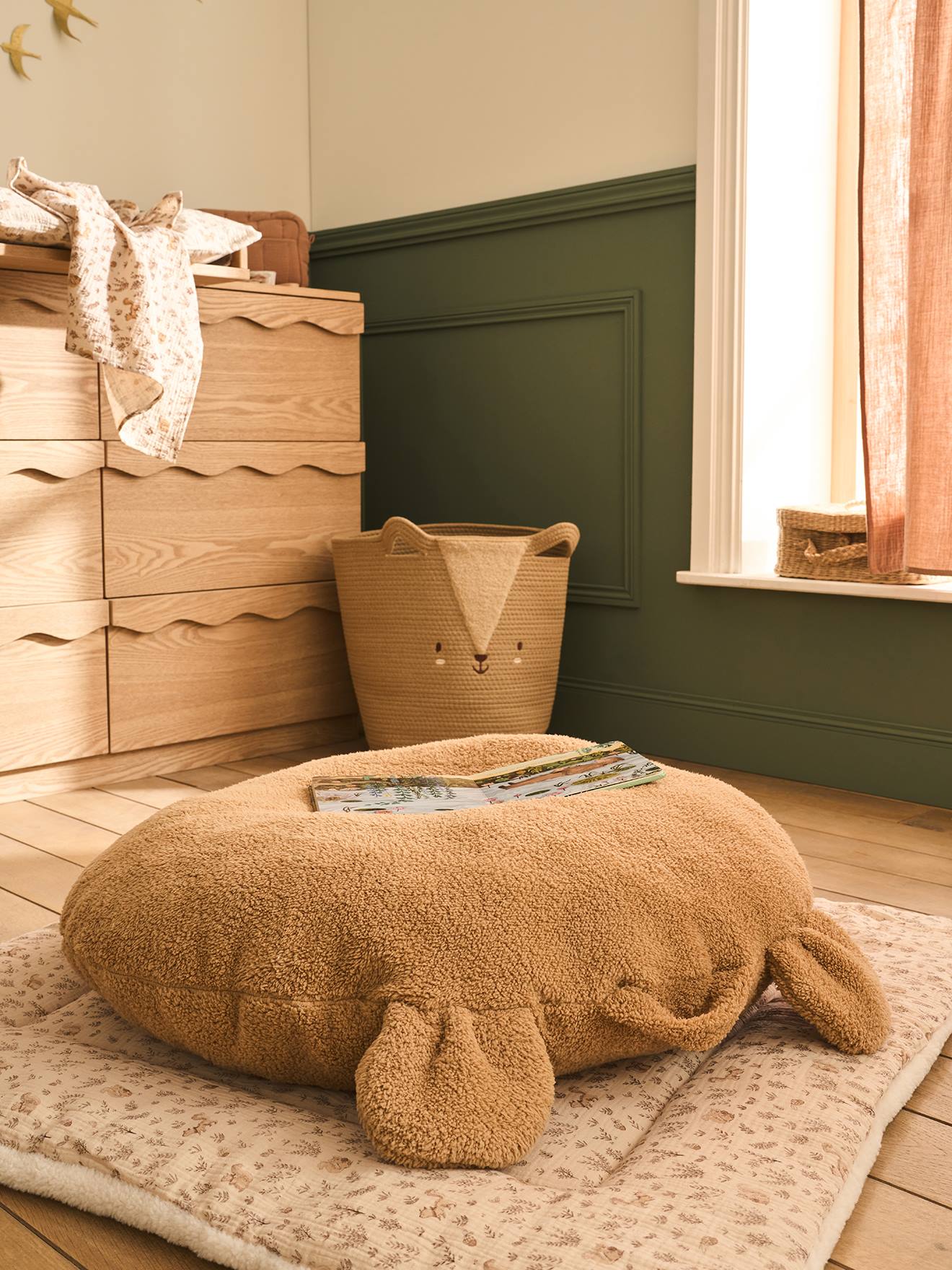 vertbaudet Rundes Bodenkissen BÄR mit Ohren aus Teddyfleece in beige