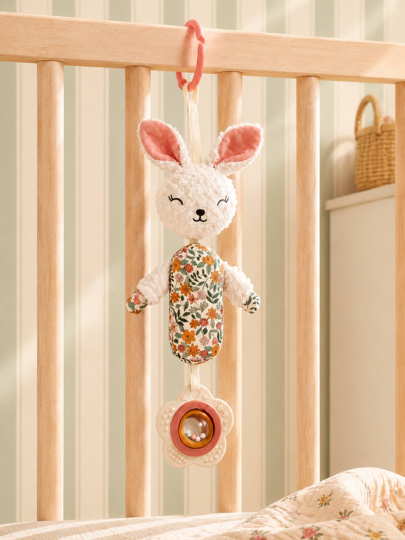 Baby Activity-Hase zum Aufhängen RETRO FLOWER