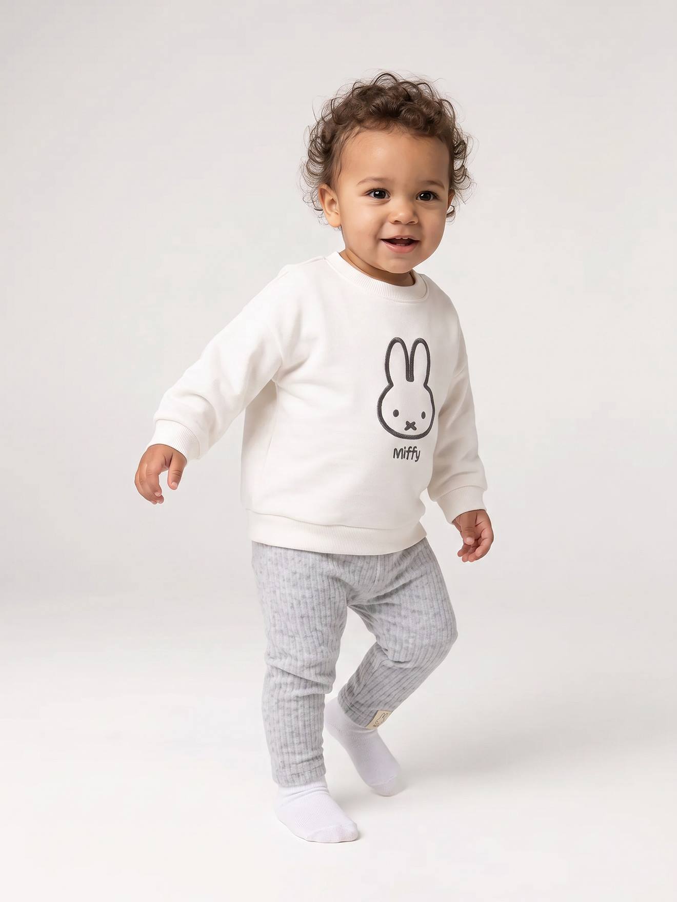 Baby-Set aus Sweatshirt und Hose HASE MIFFY