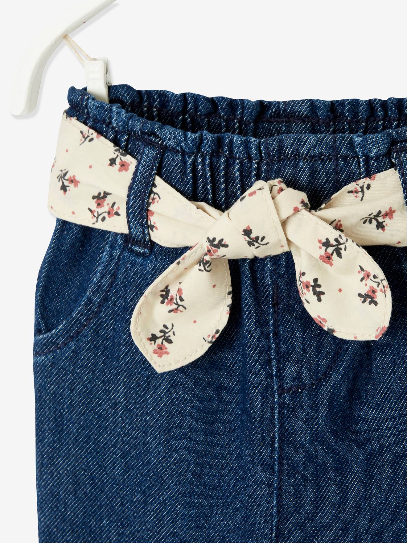 Thumbnail - Mädchen Baby Jeans mit Stoffgürtel