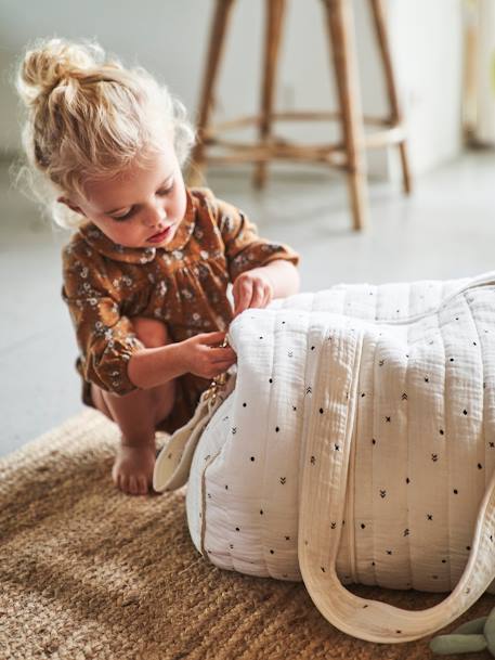 Wickeltasche BABY ROLL aus Musselin, personalisierbar weiß pfeilsymbole+zartrosa 2