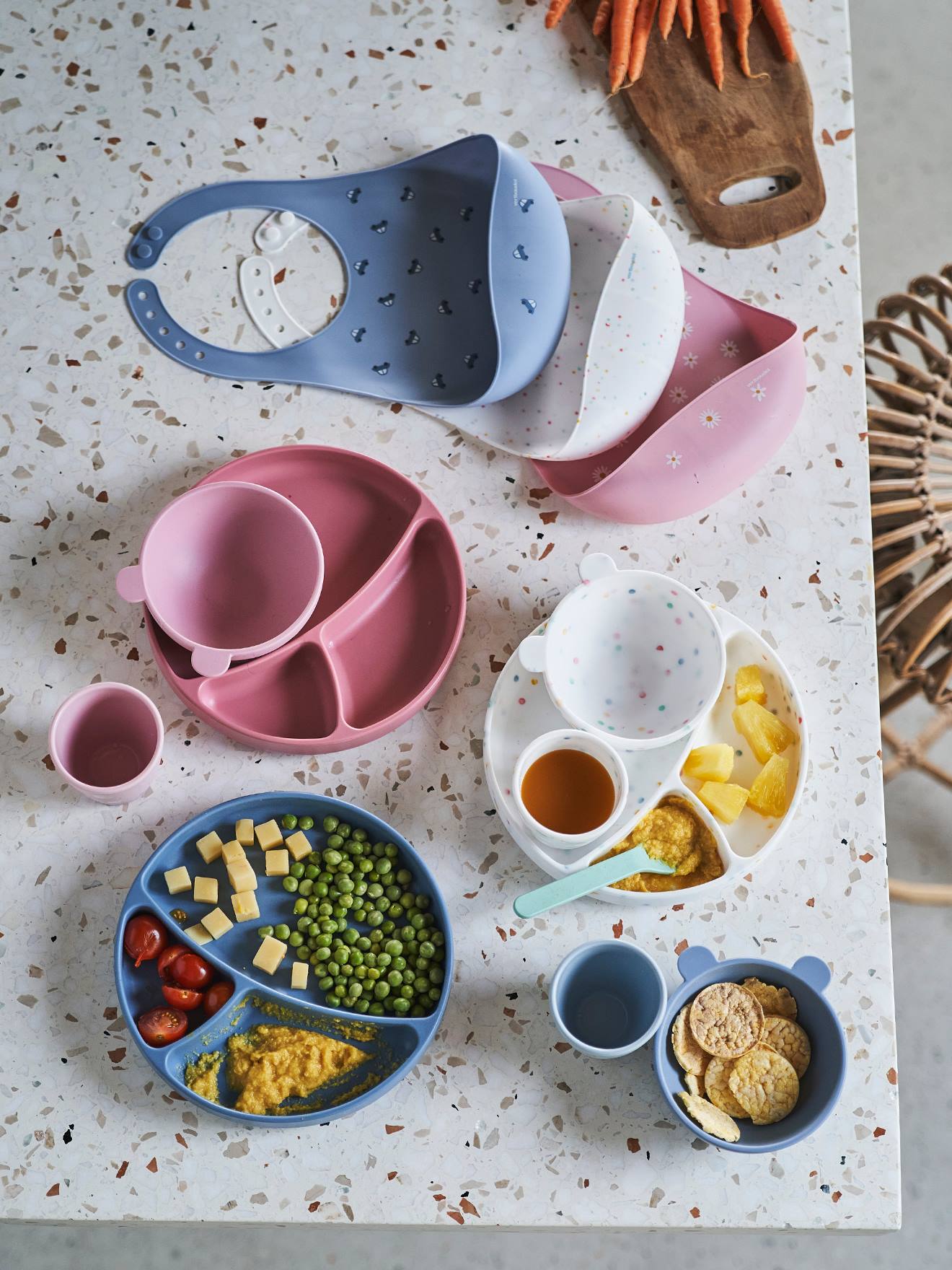 Thumbnail - Baby Lätzchen mit Auffangschale