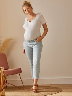 Umstandsmode-Nahtloser Komfort-Umstands-Jeans in 7/8-Länge