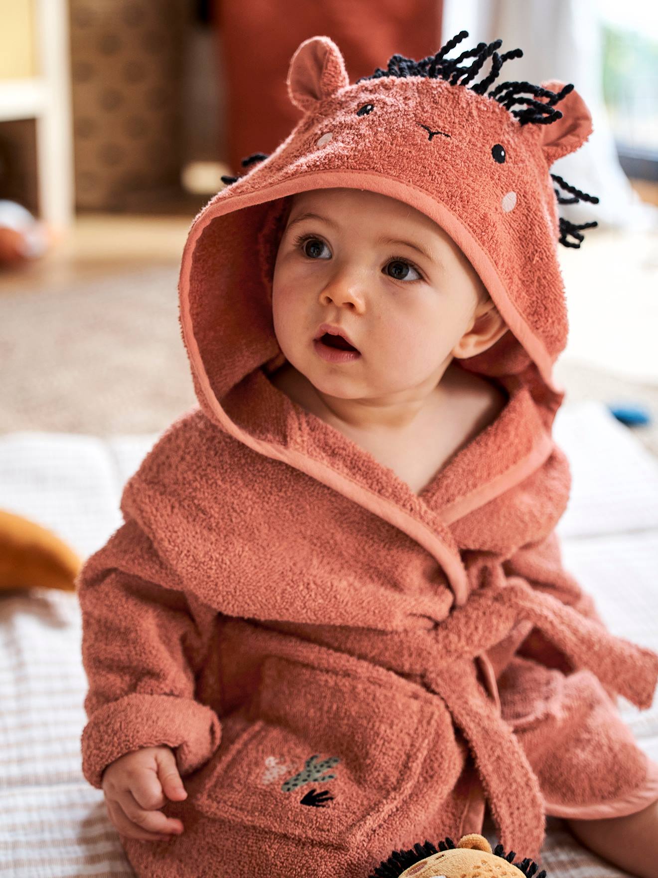 Größe: 6-12 Monate Motiv: Affe Babytown Baby Bademantel braun Bademantel mit Kapuze für Neugeborene & Kleinkinder 74/80 
