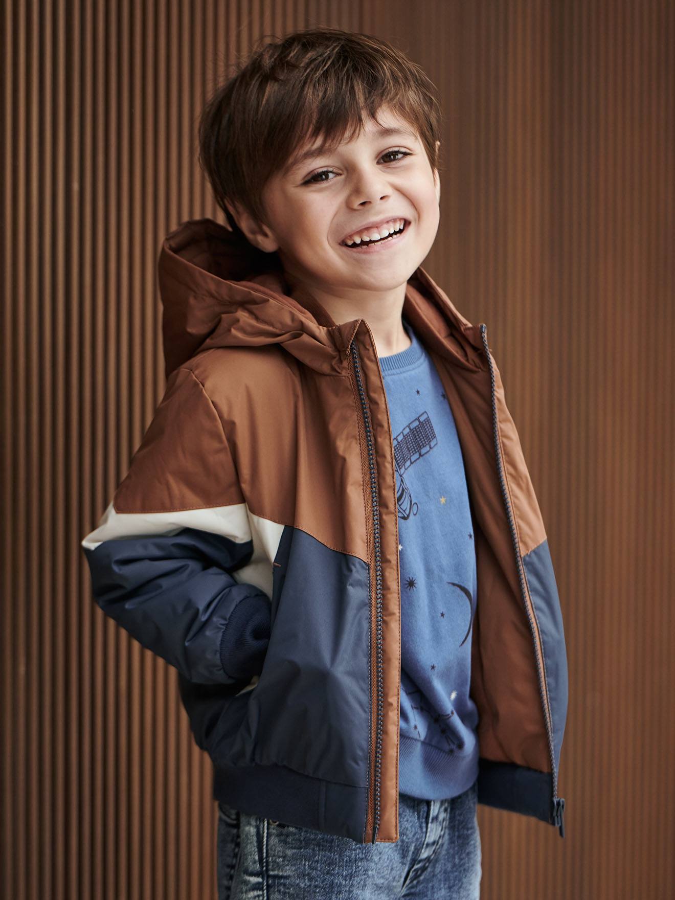 Jungen Windjacke, Wattierung Recycling-Polyester, Übergangsjacke colorblock camelfarben Gr. 140 von vertbaudet