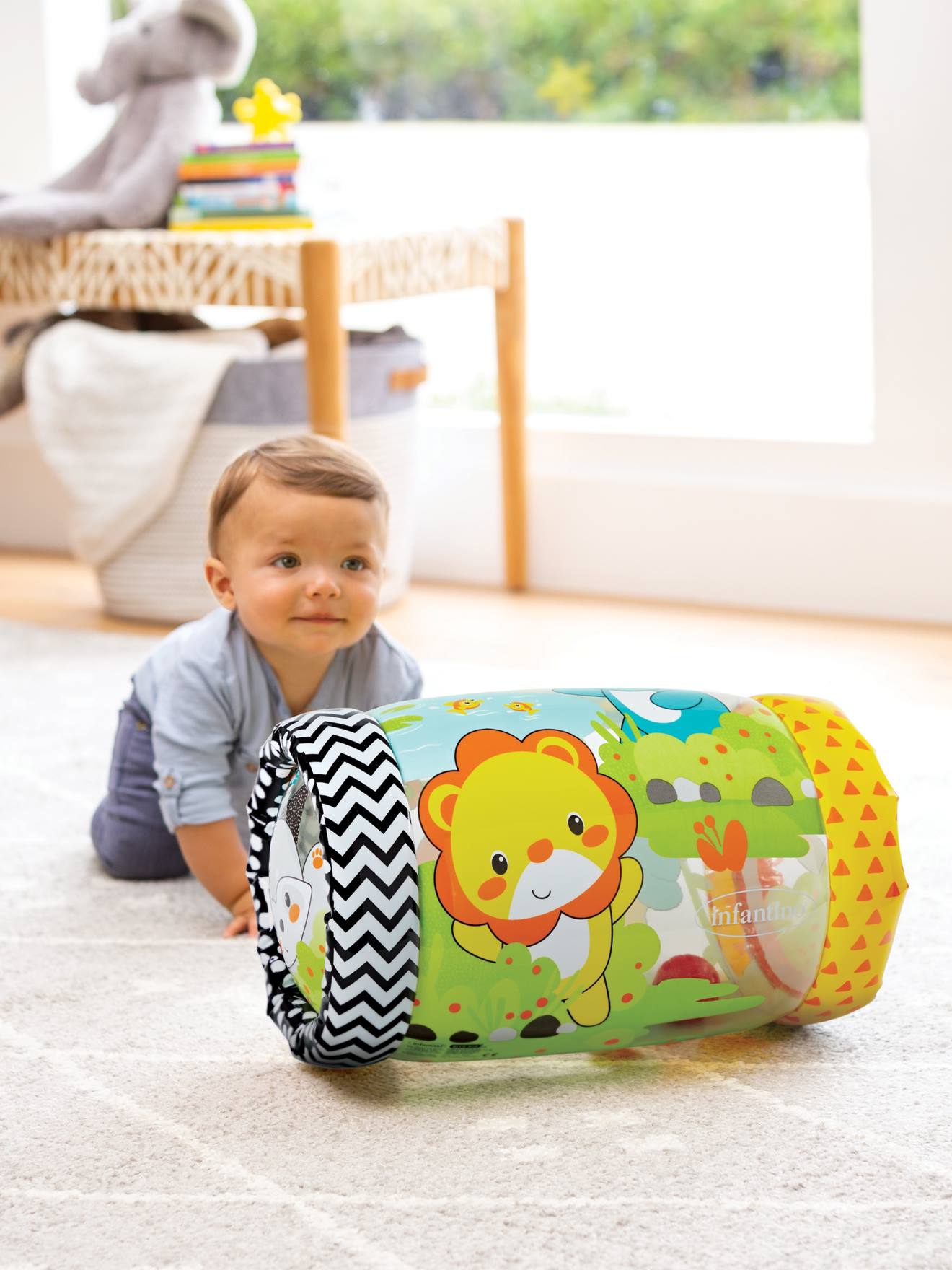 Activity-Rolle JUNGLE PEEK & ROLL INFANTINO