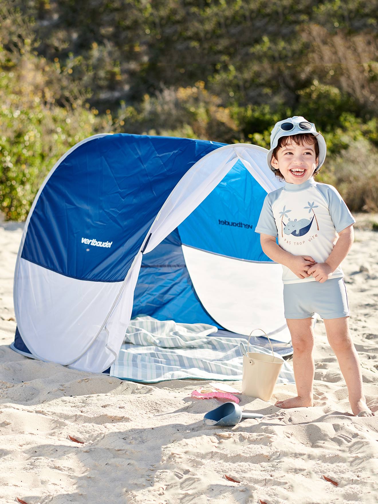 Strandmuschel mit UV-Schutz