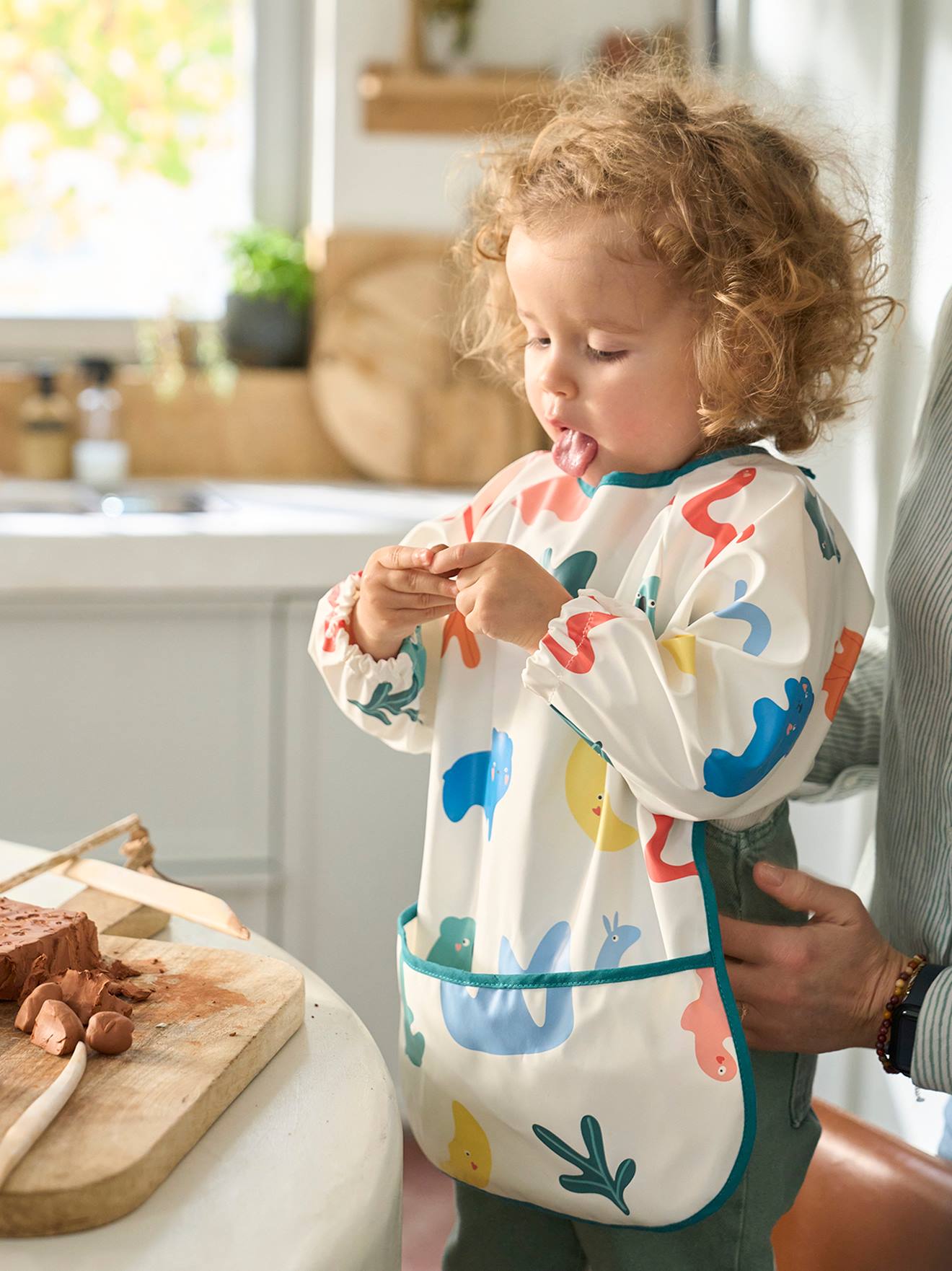 Baby Ärmellätzchen, Kleinkinder Malkittel weiß/mehrfarbig künstler von vertbaudet