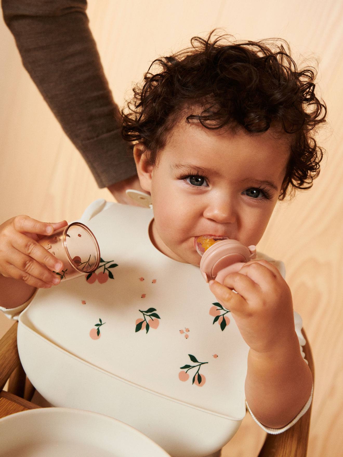 Thumbnail - 2er-Pack Baby Lätzchen TILDA LIEWOOD aus Silikon