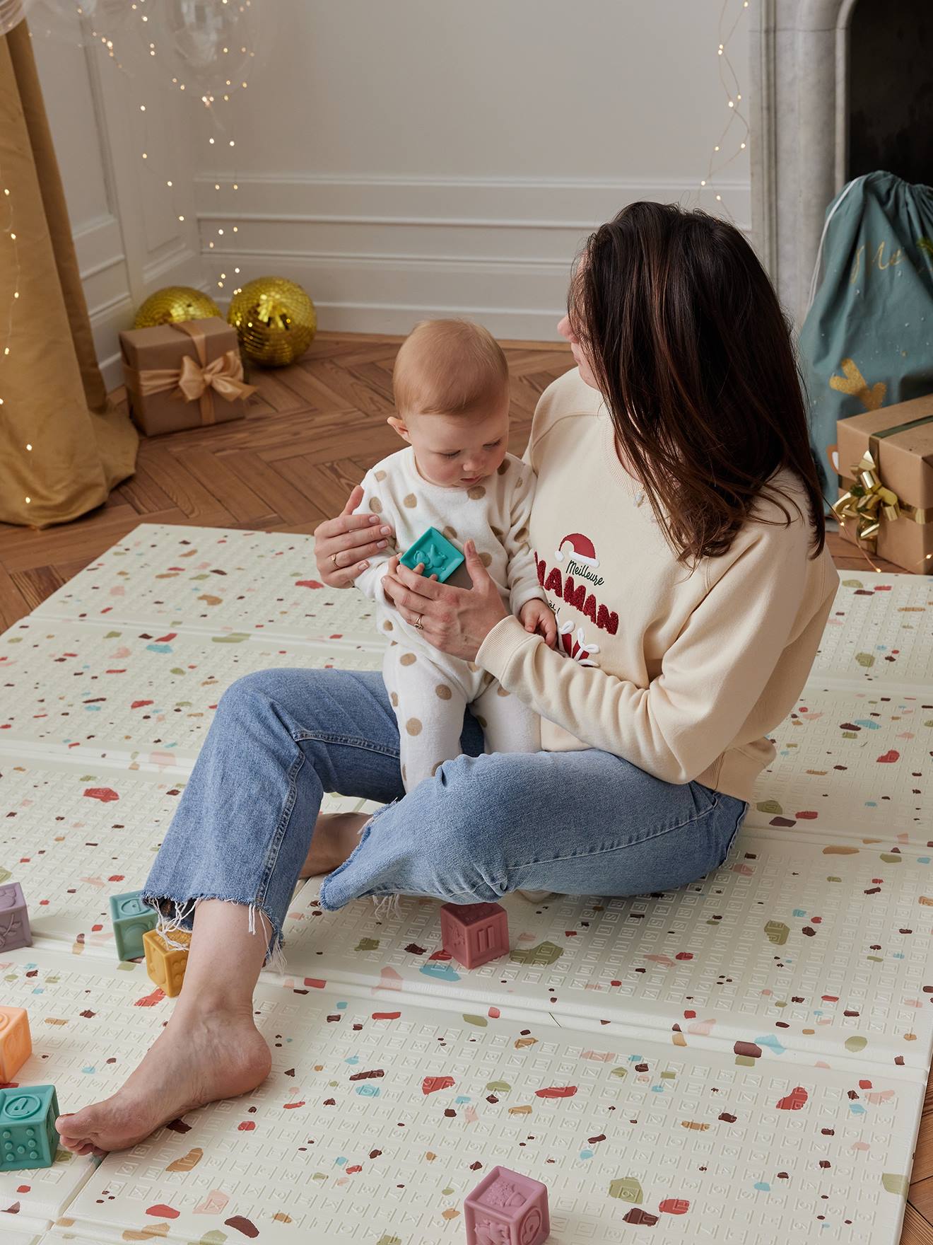 Thumbnail - Große faltbare Spielmatte mit Reliefprägung