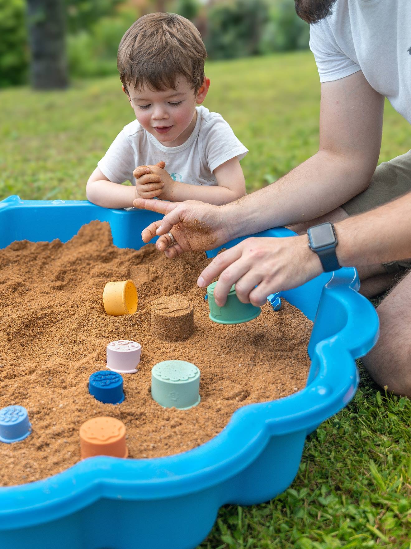 Thumbnail - 7er-Set Baby Stapelbecher aus Silikon BADABULLE